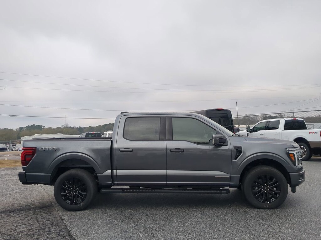 New 2025 Ford F-150 LARIAT TRUCK