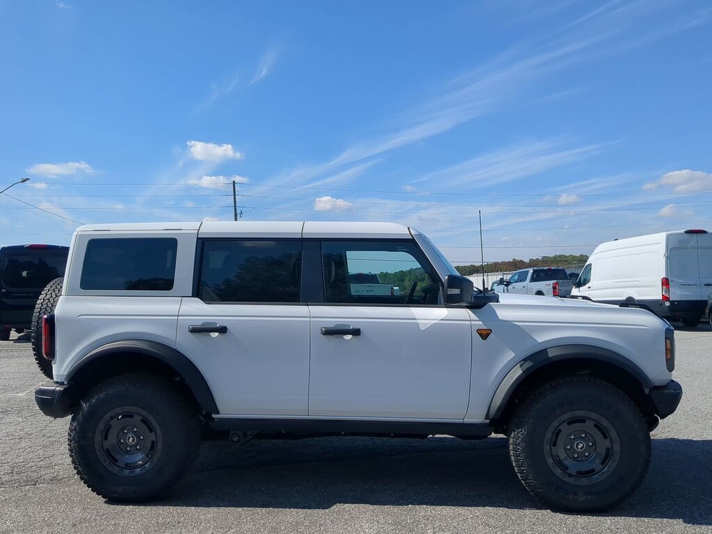 New 2025 Ford Bronco Badlands SUV