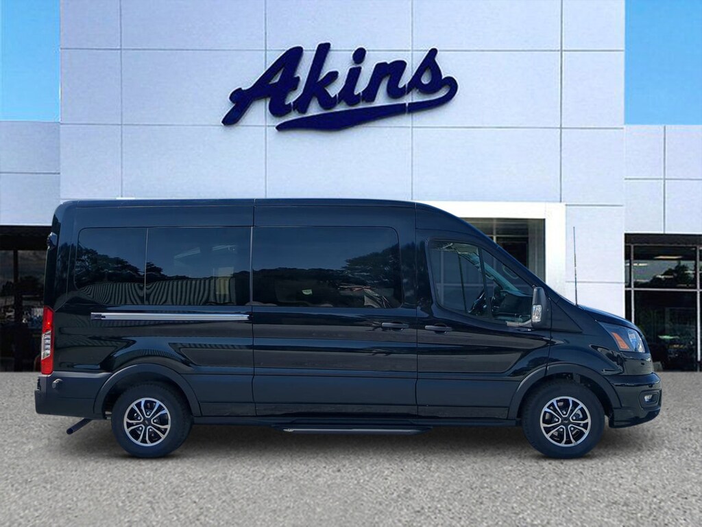 New 2025 Ford Transit Passenger Wagon XLT VAN