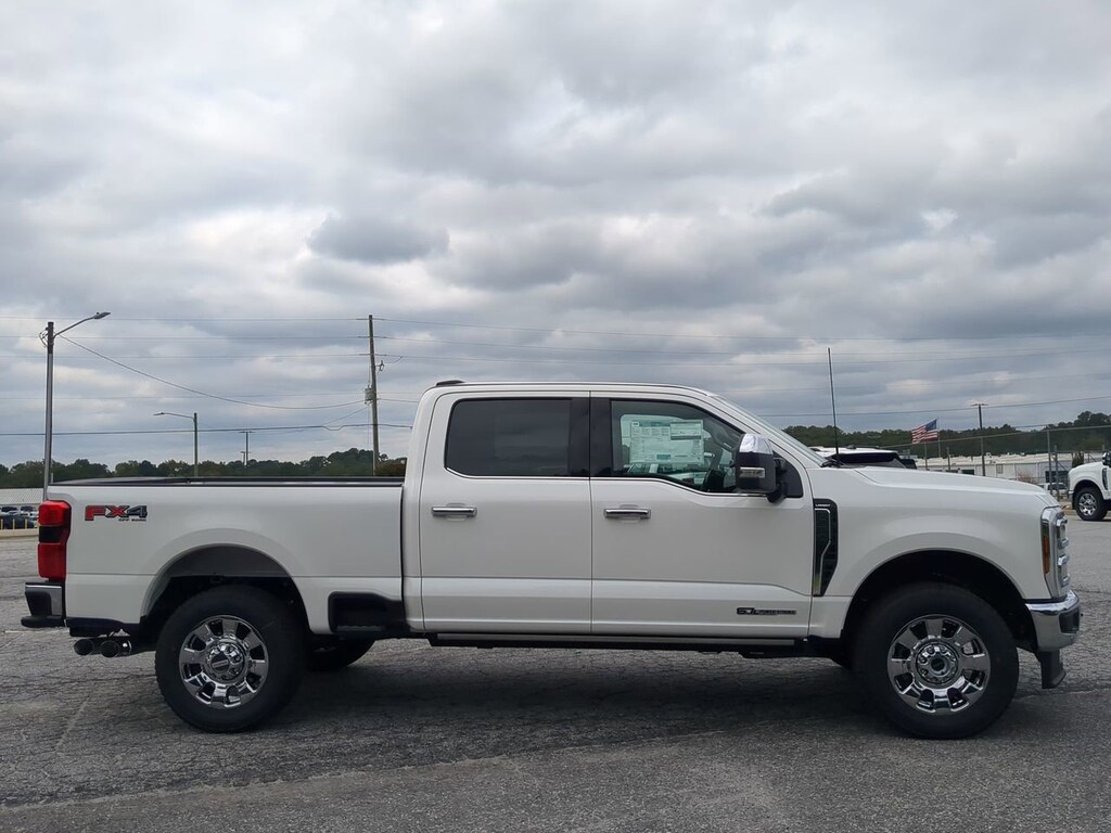 New 2026 Ford Super Duty F-250 SRW LARIAT TRUCK