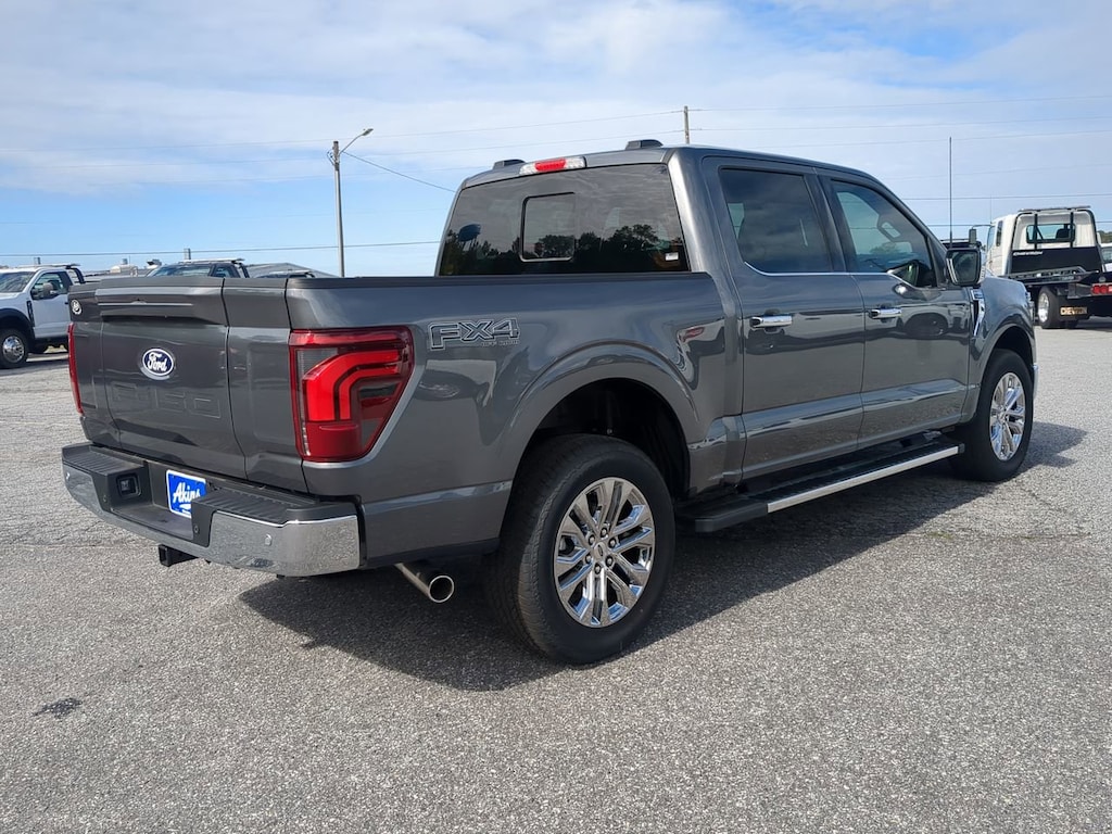 New 2025 Ford F-150 LARIAT TRUCK