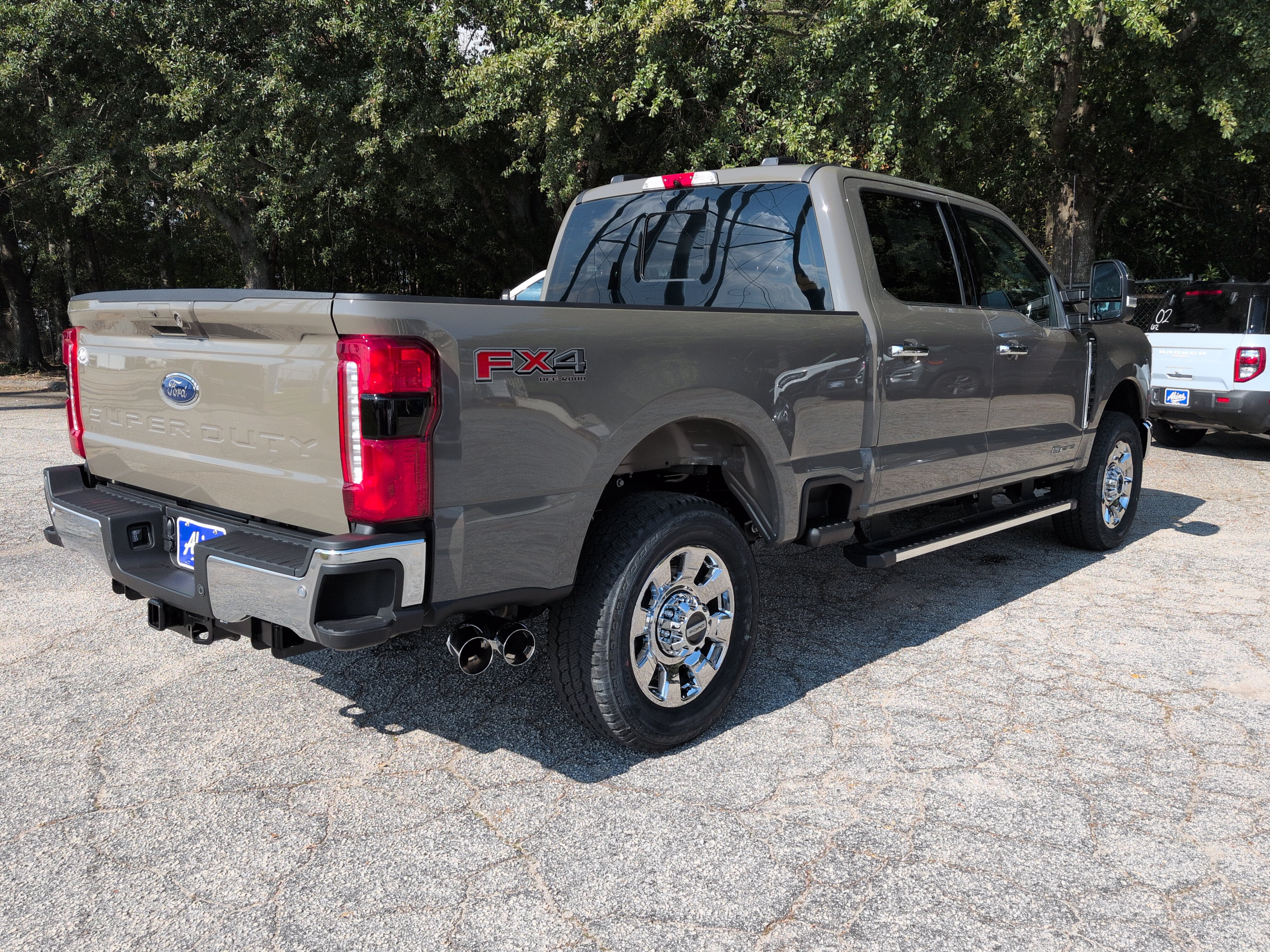 New 2026 Ford Super Duty F-250 SRW LARIAT TRUCK