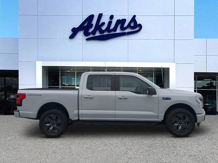 2025 Ford F-150 Lightning Flash TRUCK