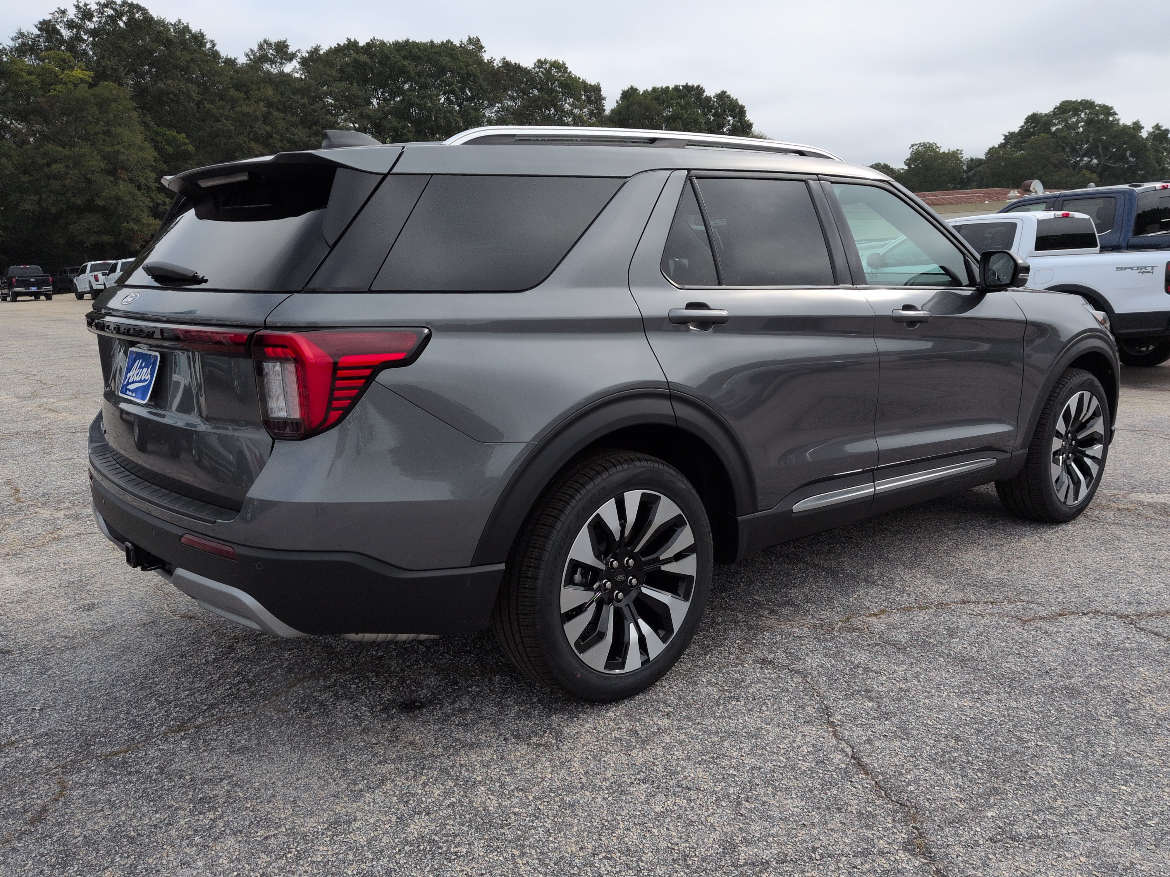New 2027 Ford Explorer Platinum SUV