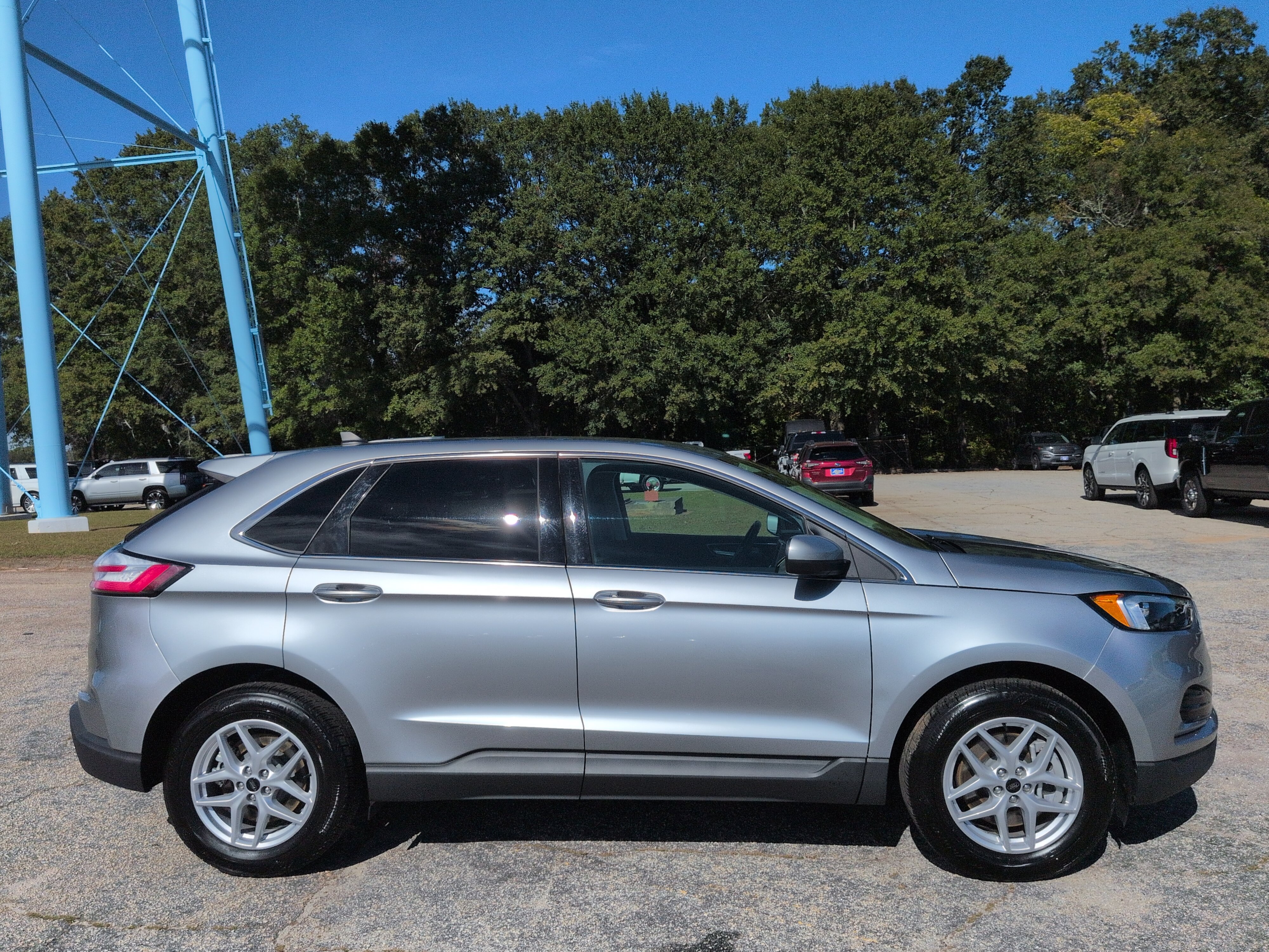 2024 Ford Edge