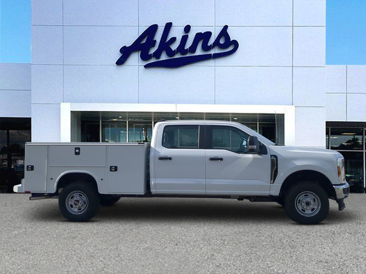 2026 Ford F-250 Super Duty XL's photo