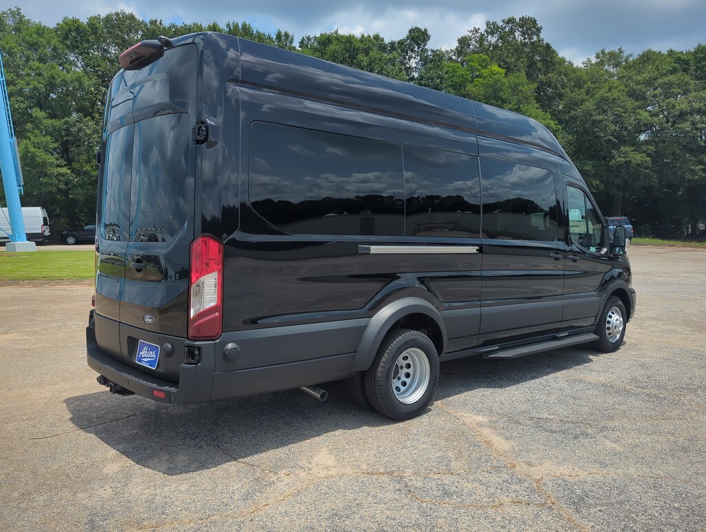 New 2026 Ford Transit Passenger Wagon XLT VAN