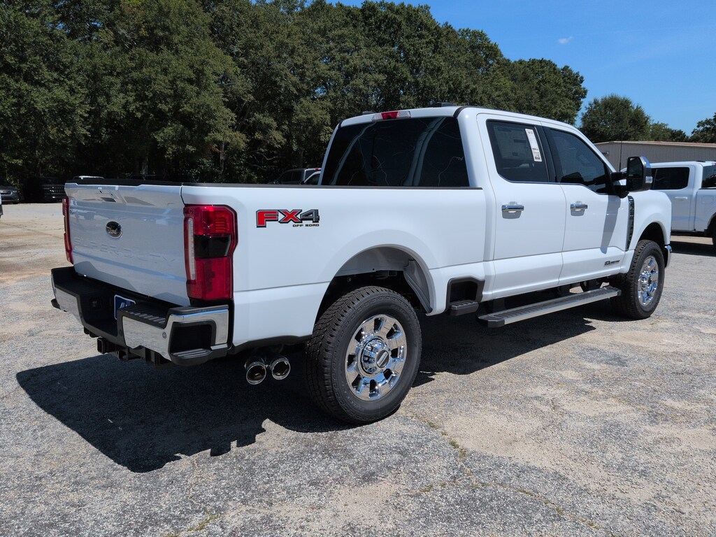 New 2026 Ford Super Duty F-250 SRW LARIAT TRUCK