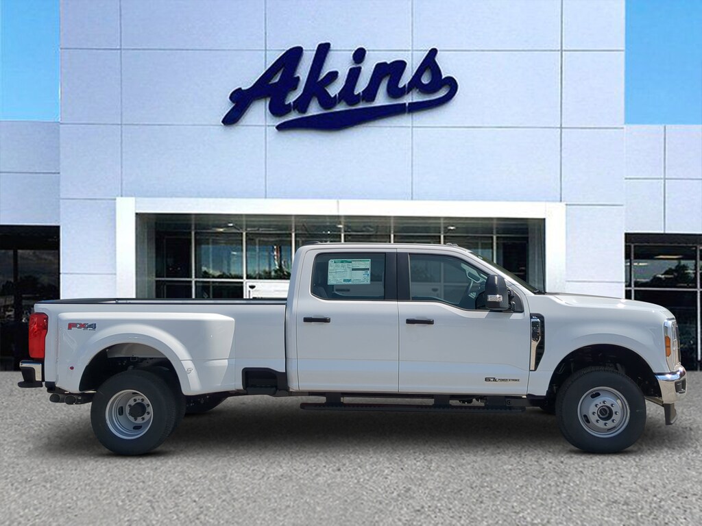 New 2026 Ford Super Duty F-350 DRW XL TRUCK