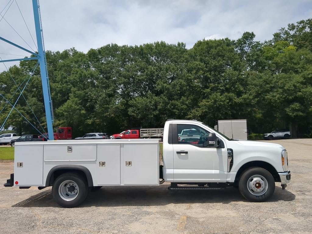 New 2025 Ford Super Duty F-350 DRW Service Body TRUCK