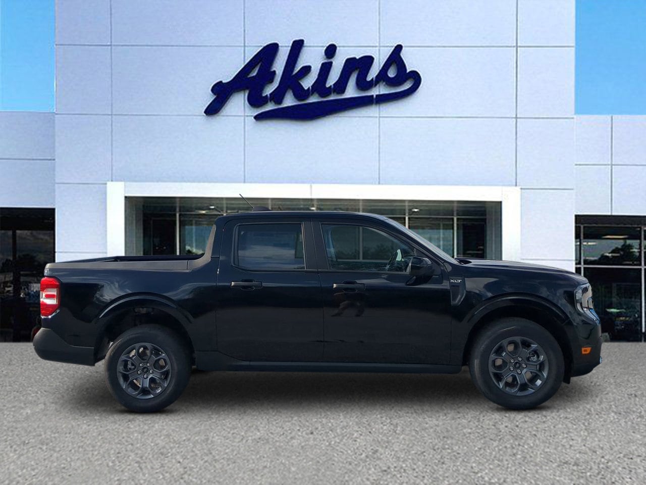 2025 Ford Maverick XLT's photo