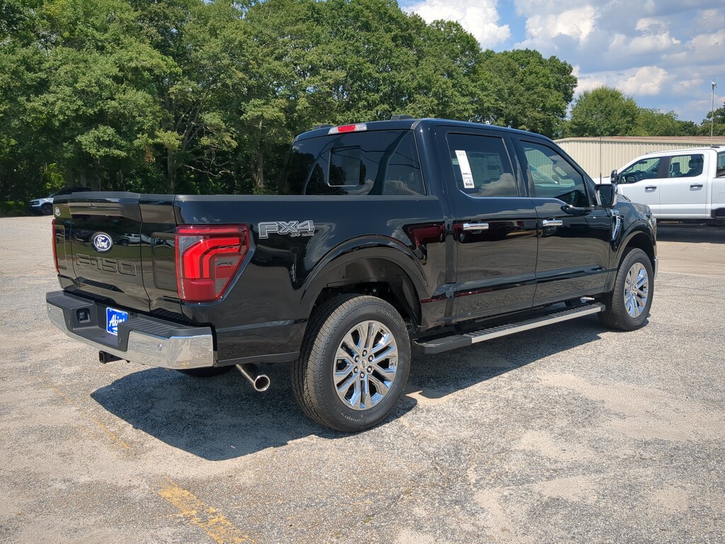 New 2026 Ford F-150 Lariat TRUCK