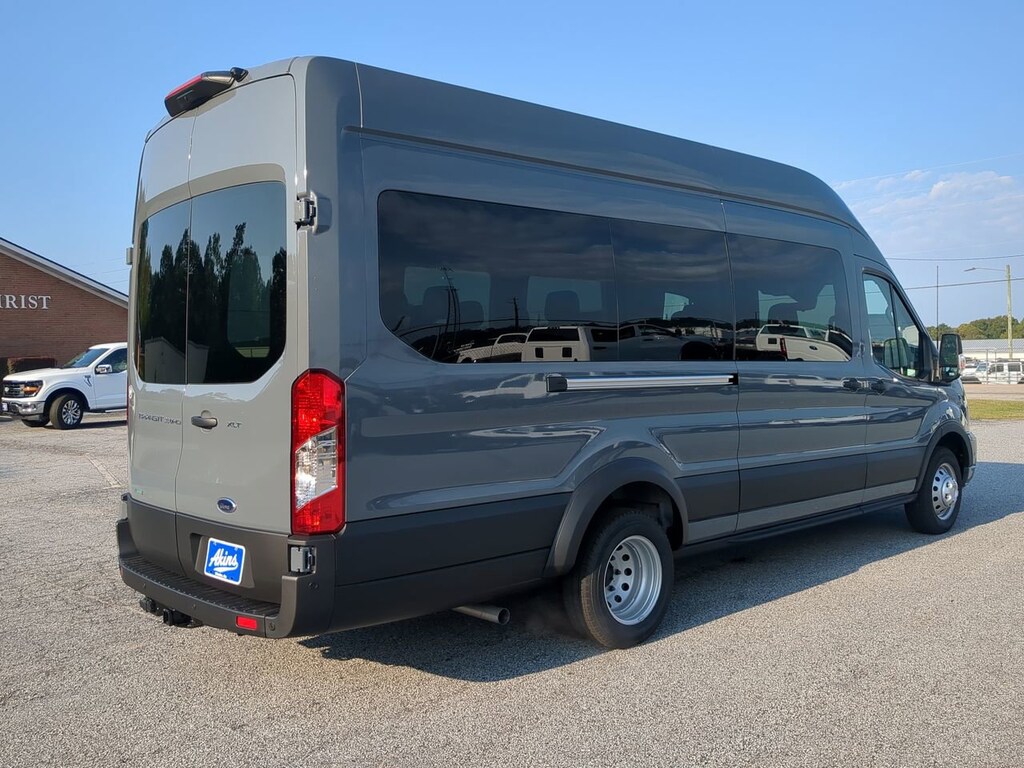 New 2025 Ford Transit Passenger Wagon XLT VAN