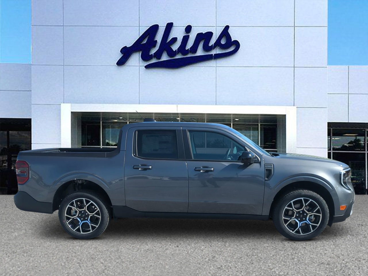 2025 Ford Maverick Lariat