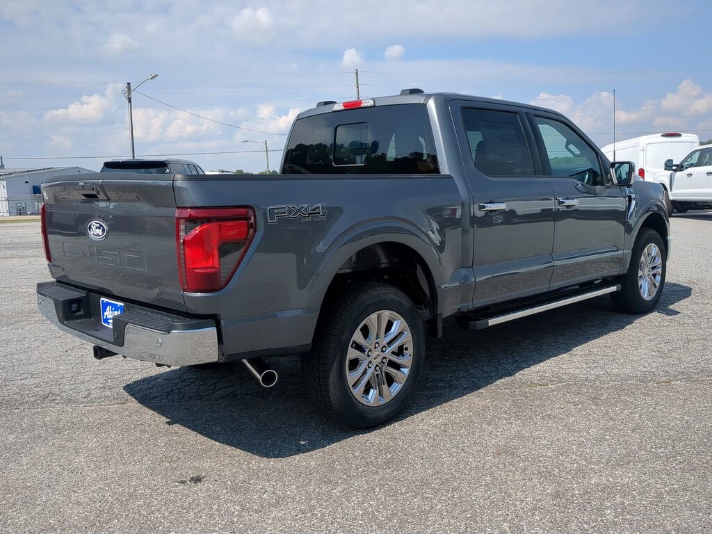 New 2025 Ford F-150 XLT TRUCK