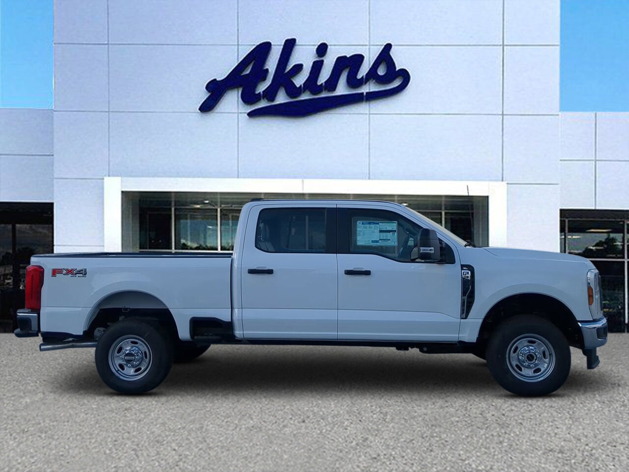 2026 Ford F-250 Super Duty XL's photo