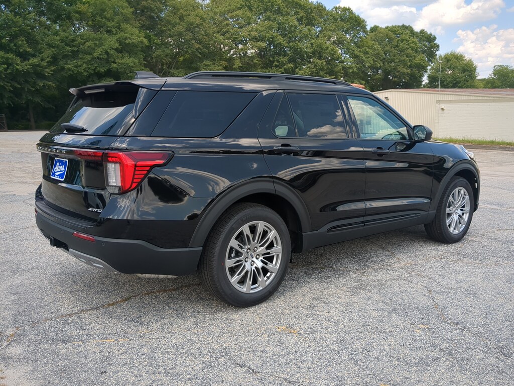 New 2026 Ford Explorer Active SUV