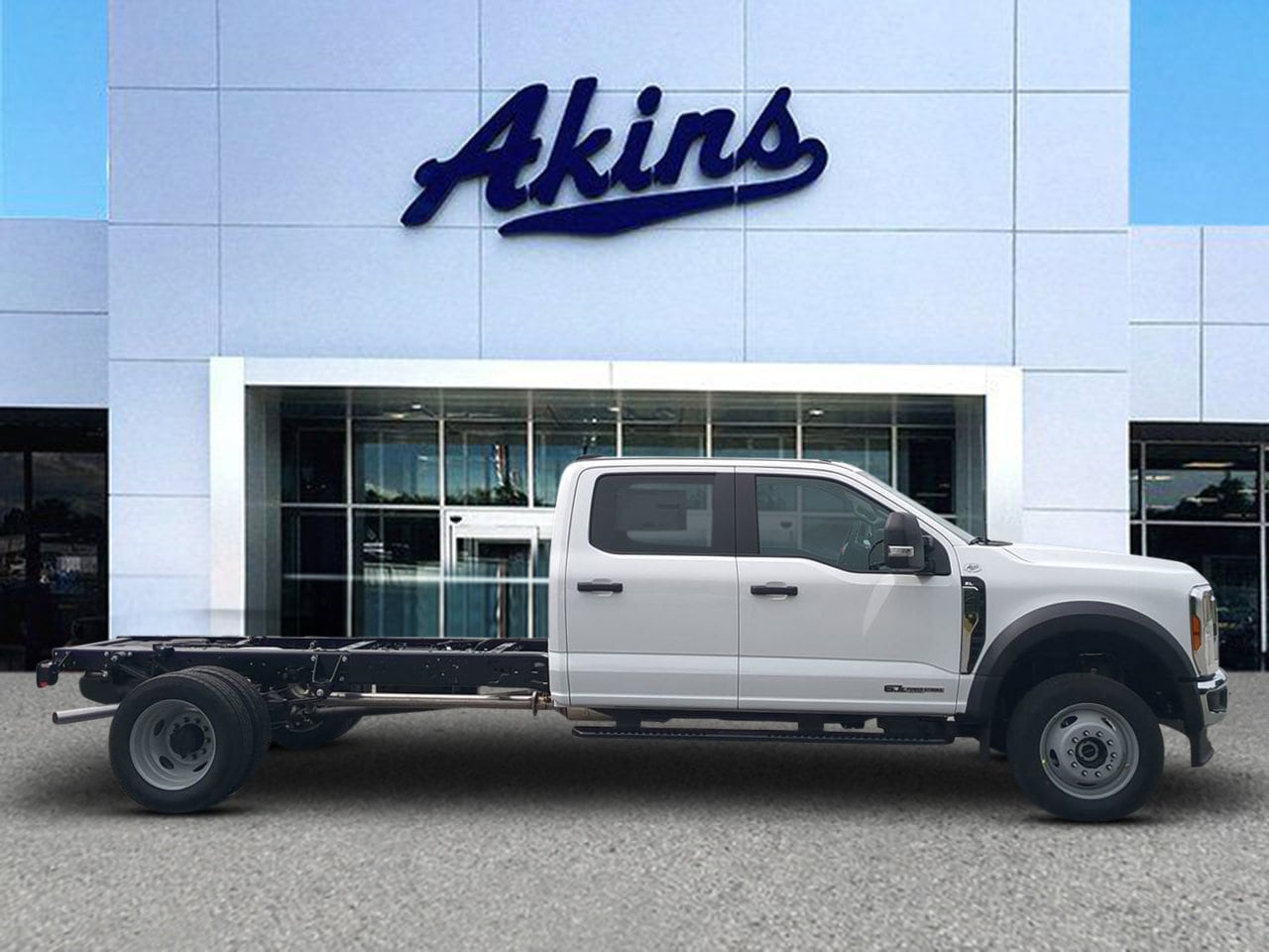 2026 Ford F-450 XL 4x4 Crew Cab 203-In DRW's photo
