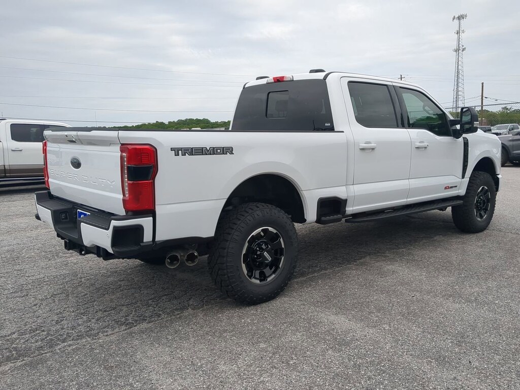 New 2026 Ford Super Duty F-250 SRW Lariat TRUCK