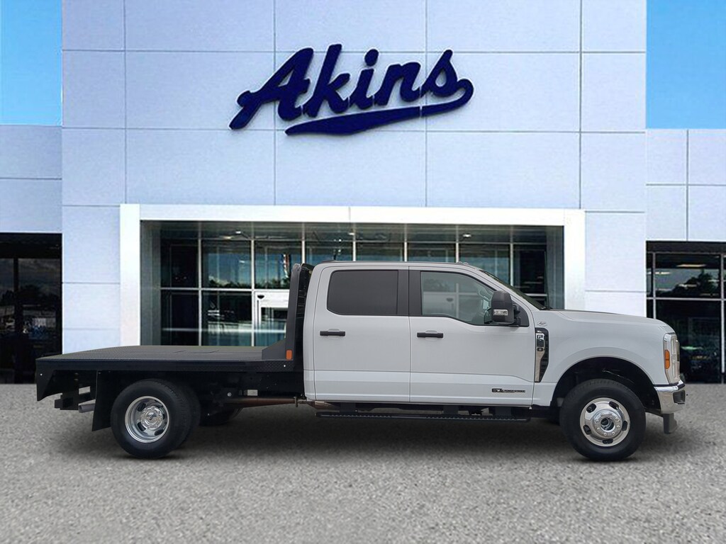 Certified 2025 Ford Superduty Incomplete CREW CAB TRUCK