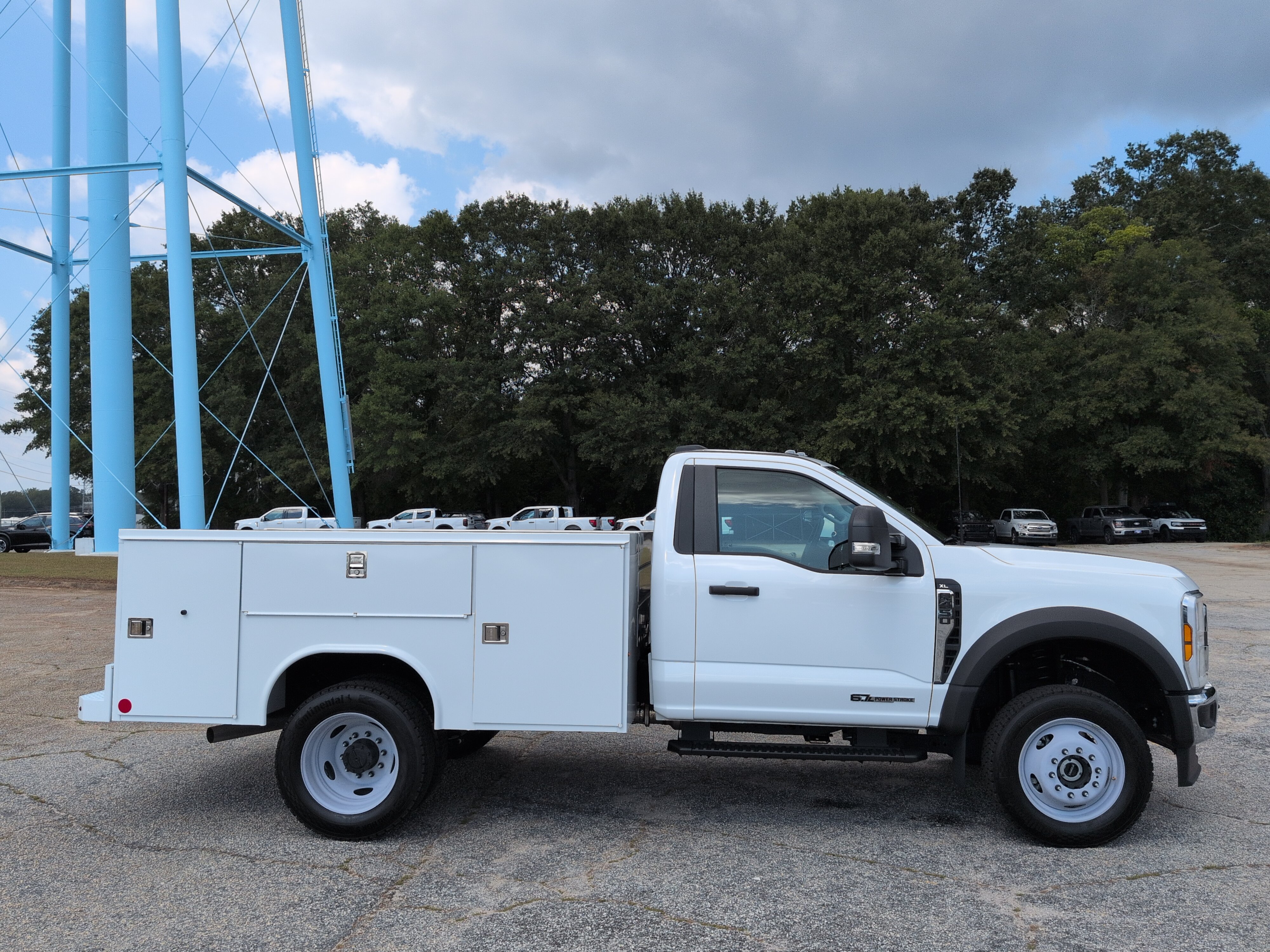 New 2025 Ford Super Duty F-450 DRW Service Body TRUCK