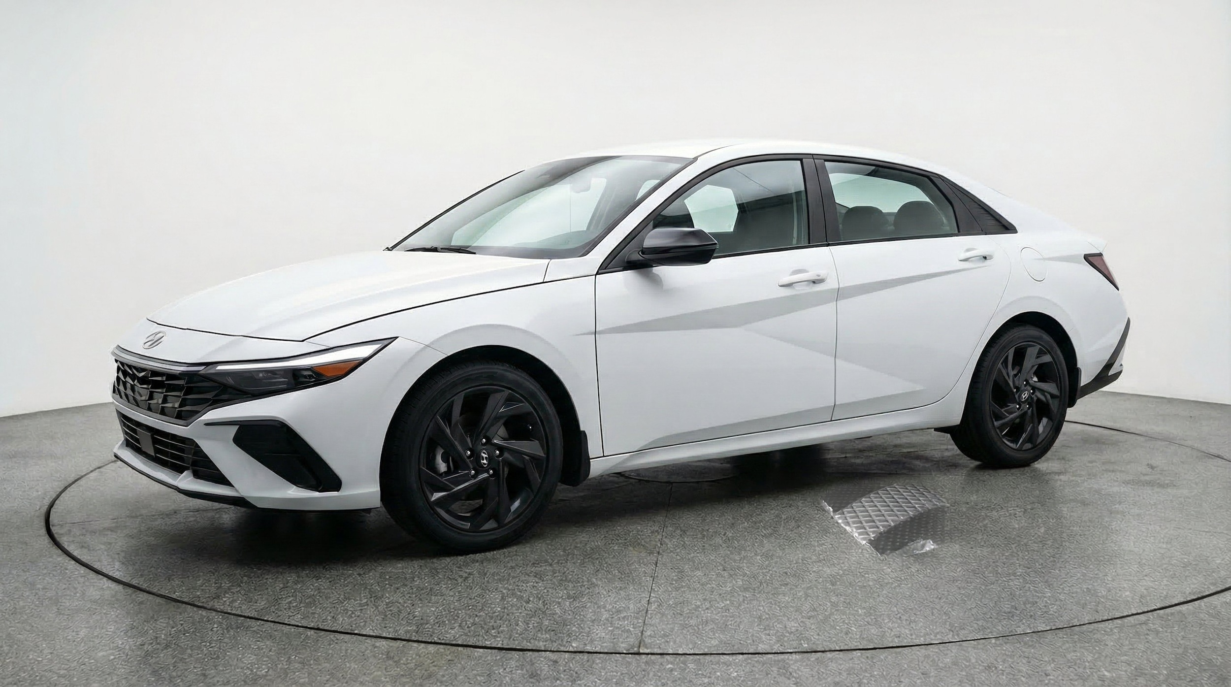Thumbnail: 2026 Hyundai Elantra - 3