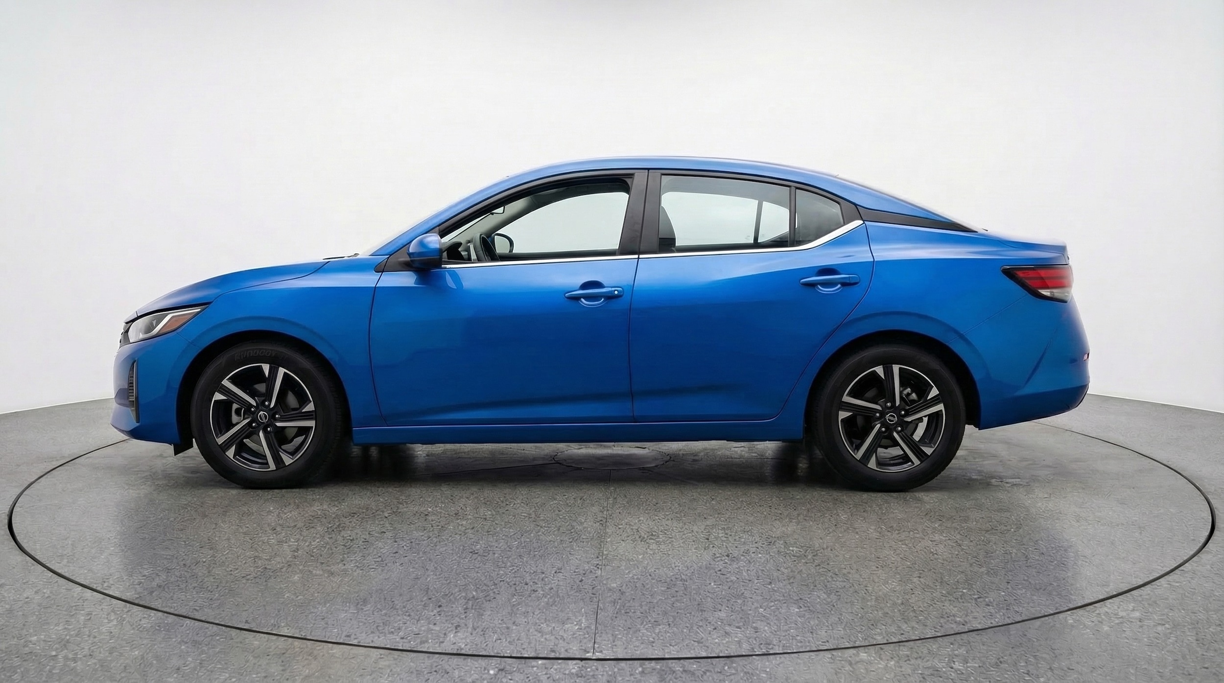 Thumbnail: 2025 Nissan Sentra - 8