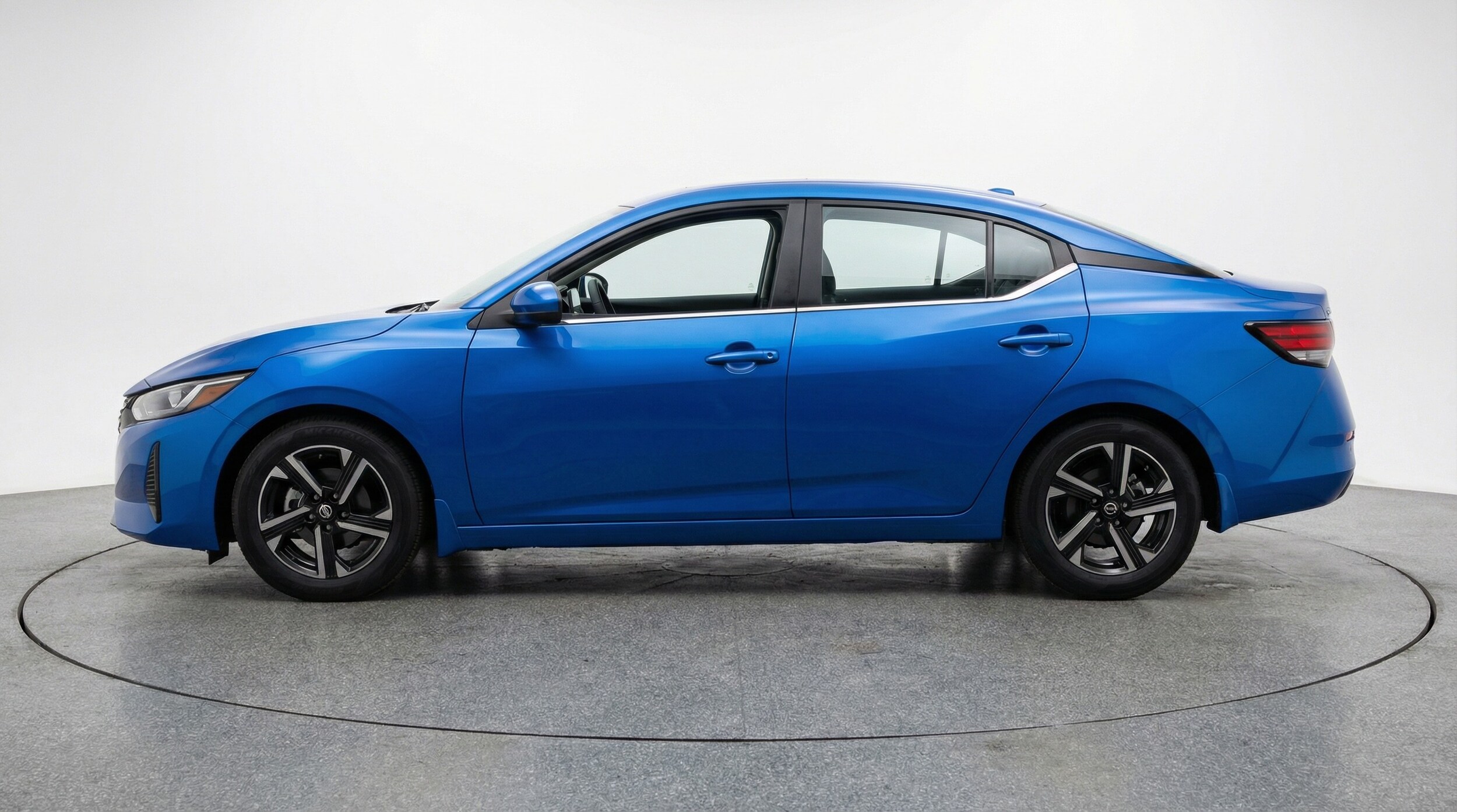 Thumbnail: 2025 Nissan Sentra - 4