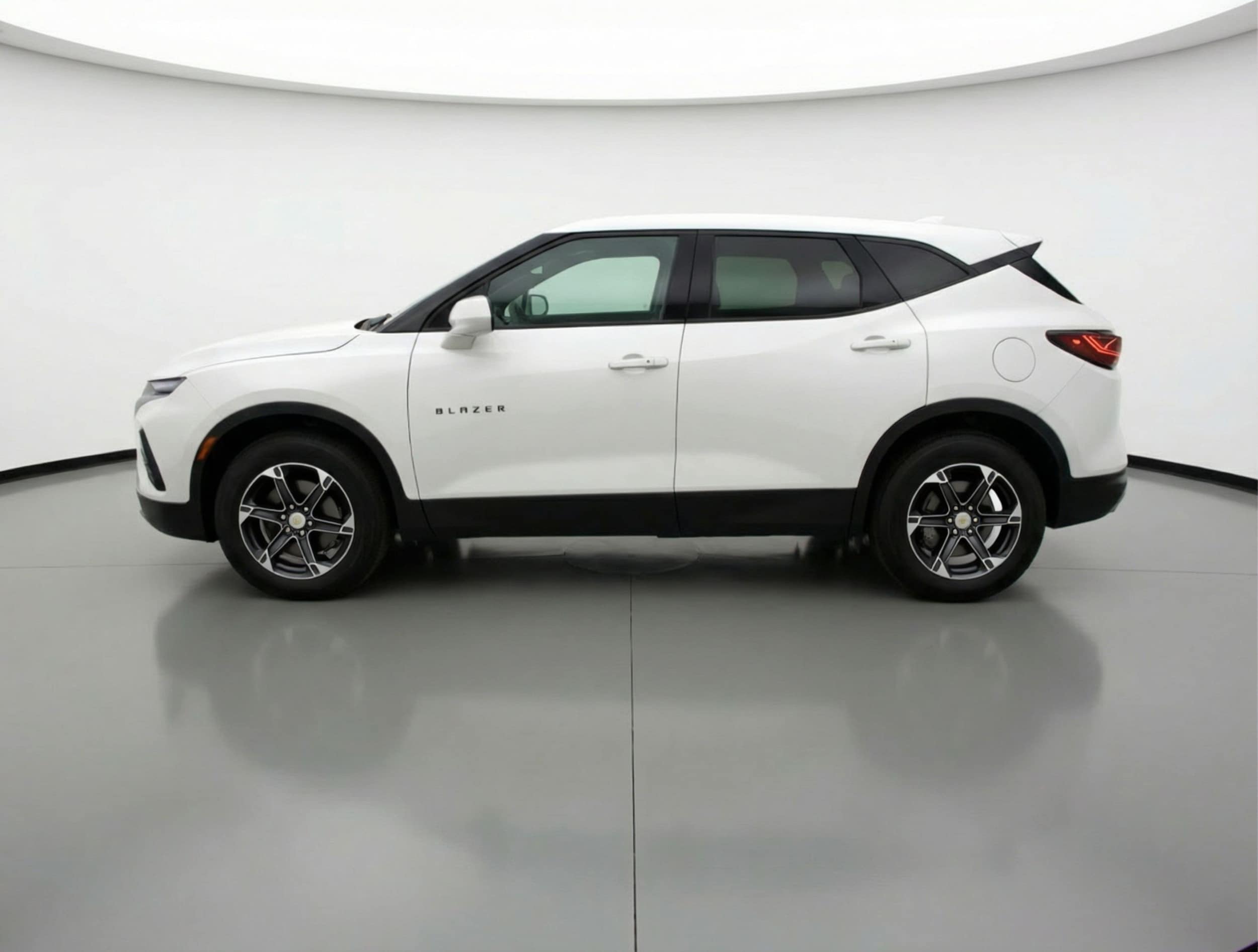 Thumbnail: 2025 Chevrolet Blazer - 4