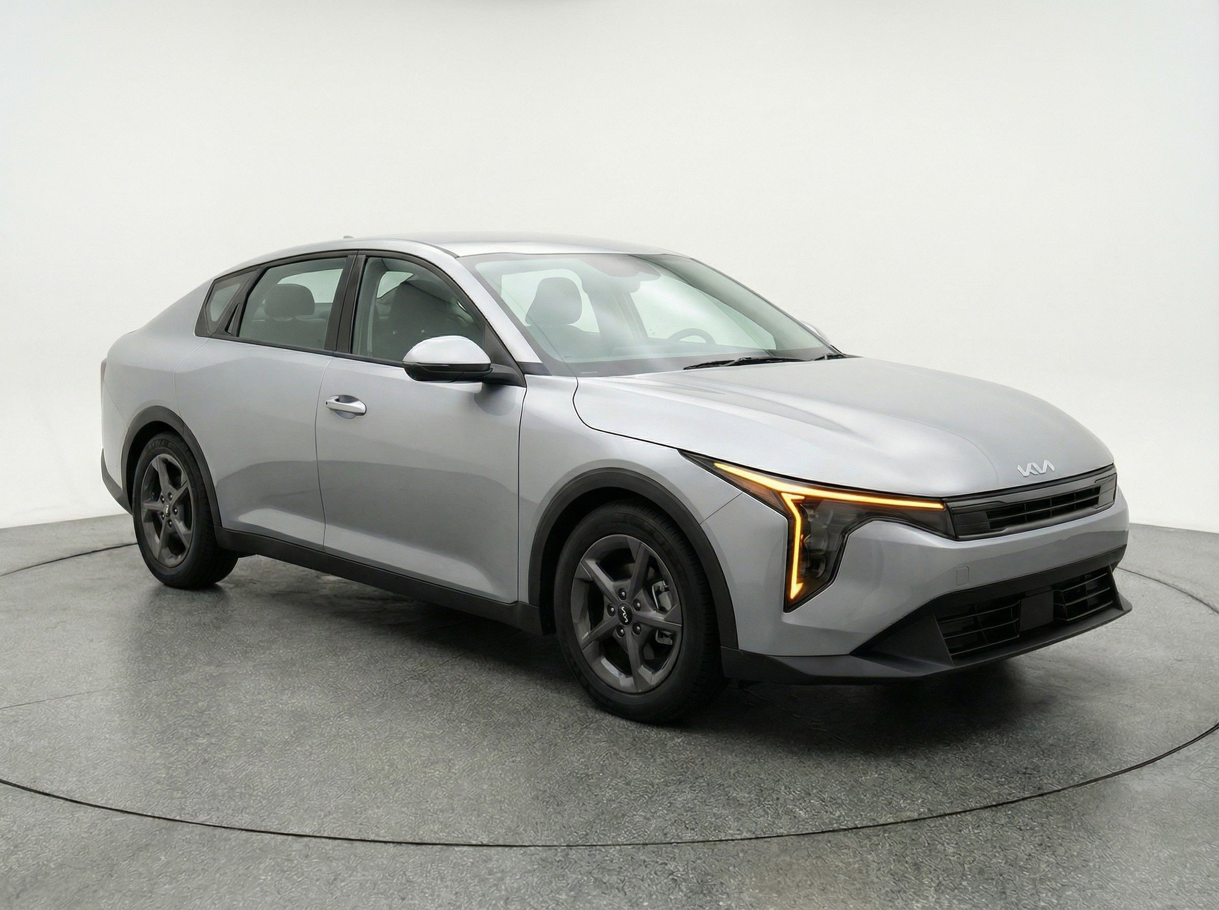Thumbnail: 2025 Kia K4 - 3