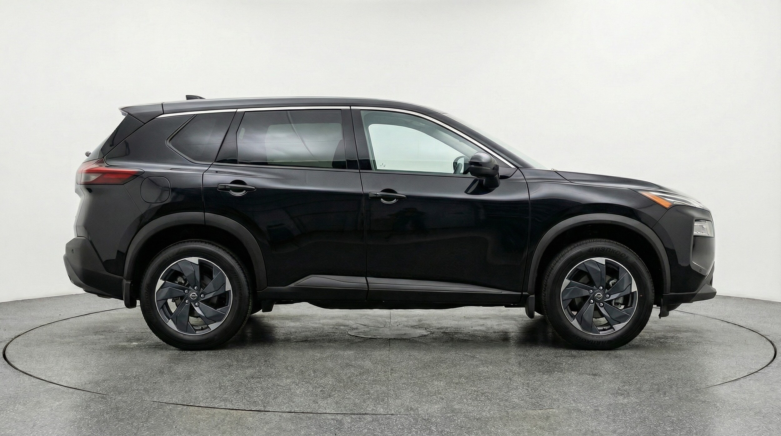 Thumbnail: 2025 Nissan Rogue - 8