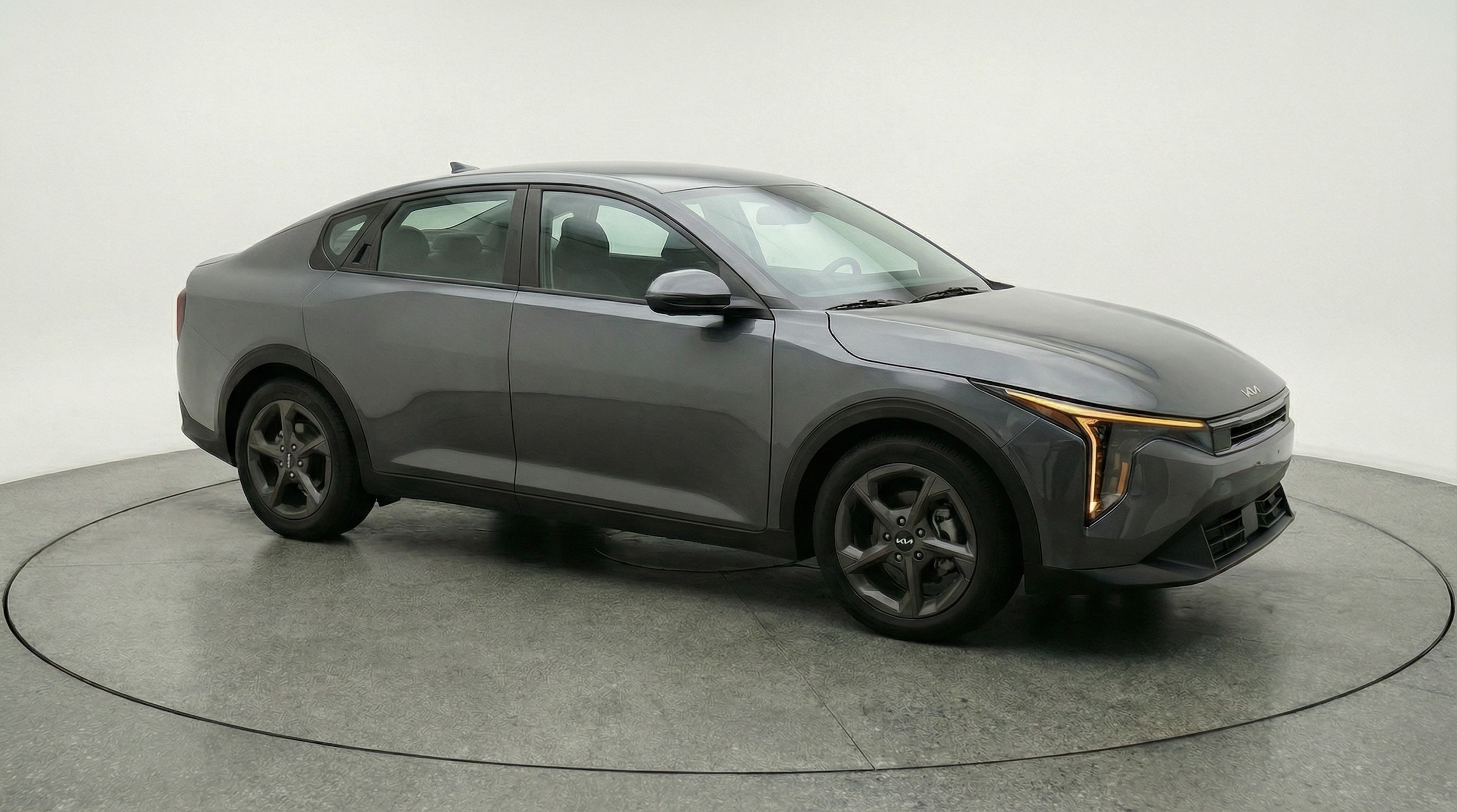 Thumbnail: 2025 Kia K4 - 1