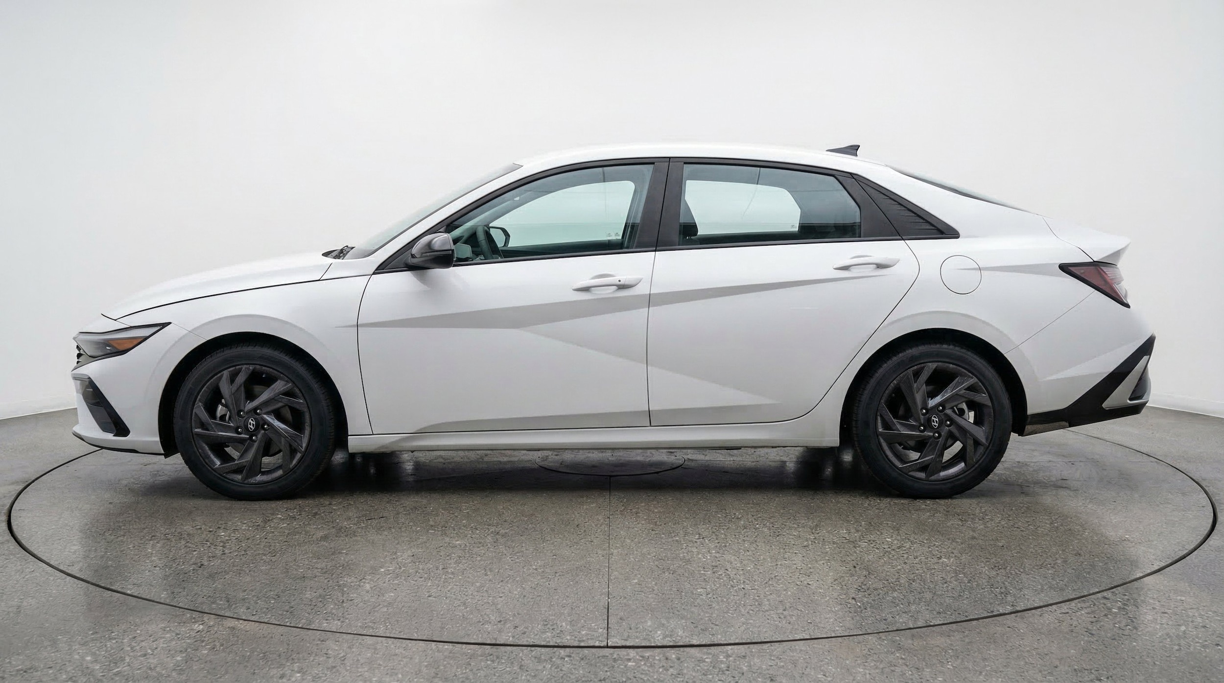 Thumbnail: 2026 Hyundai Elantra - 5