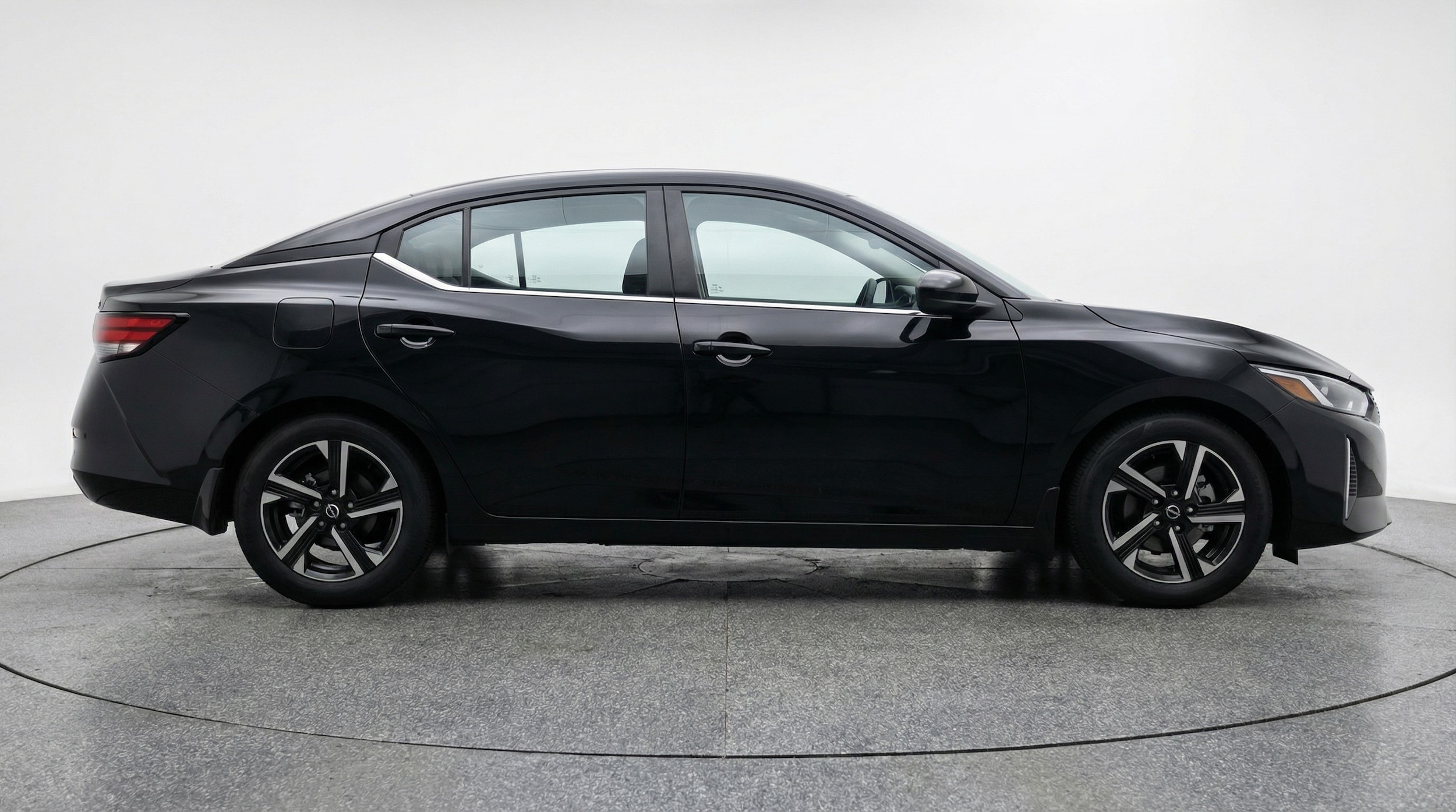 Thumbnail: 2025 Nissan Sentra - 8