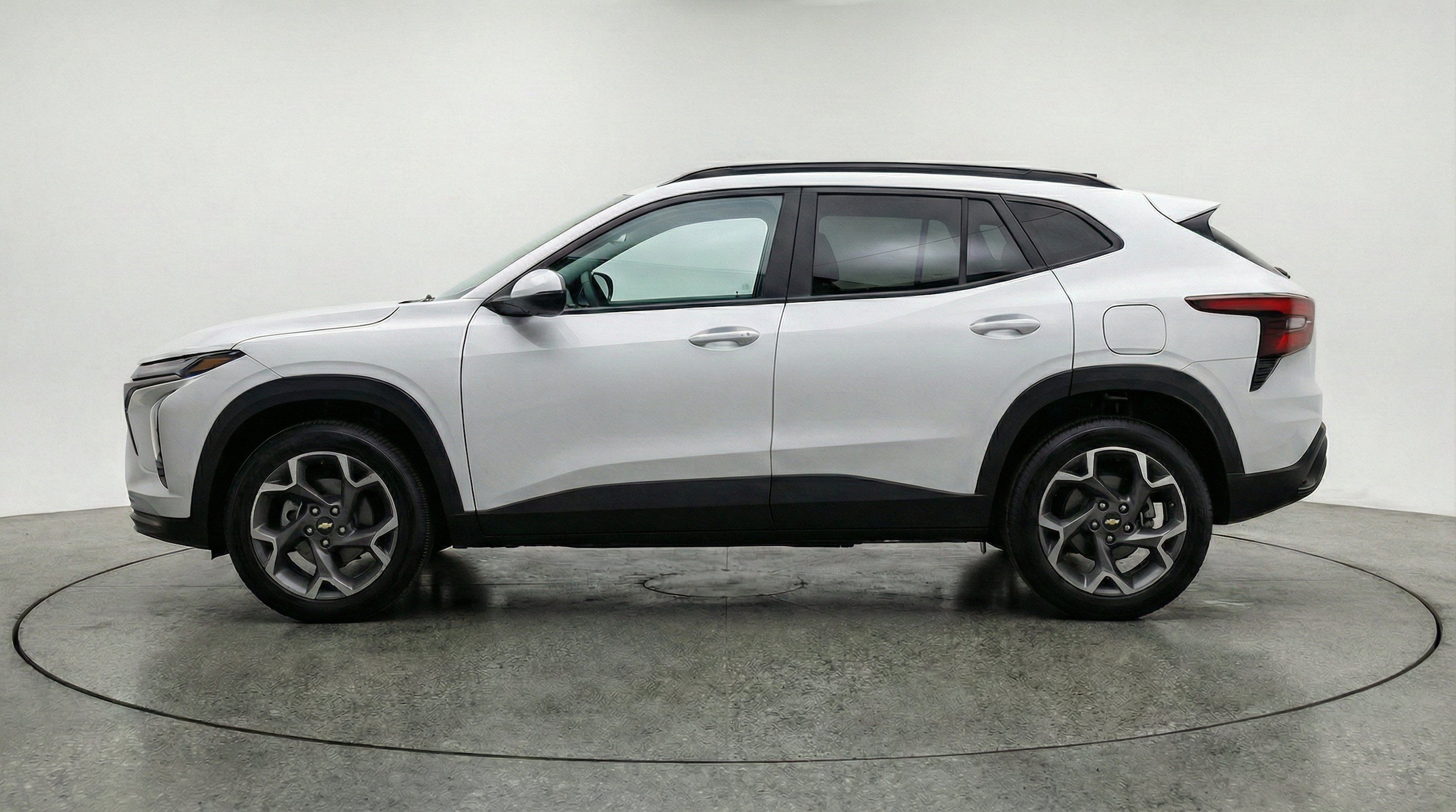 Thumbnail: 2025 Chevrolet Trax - 5
