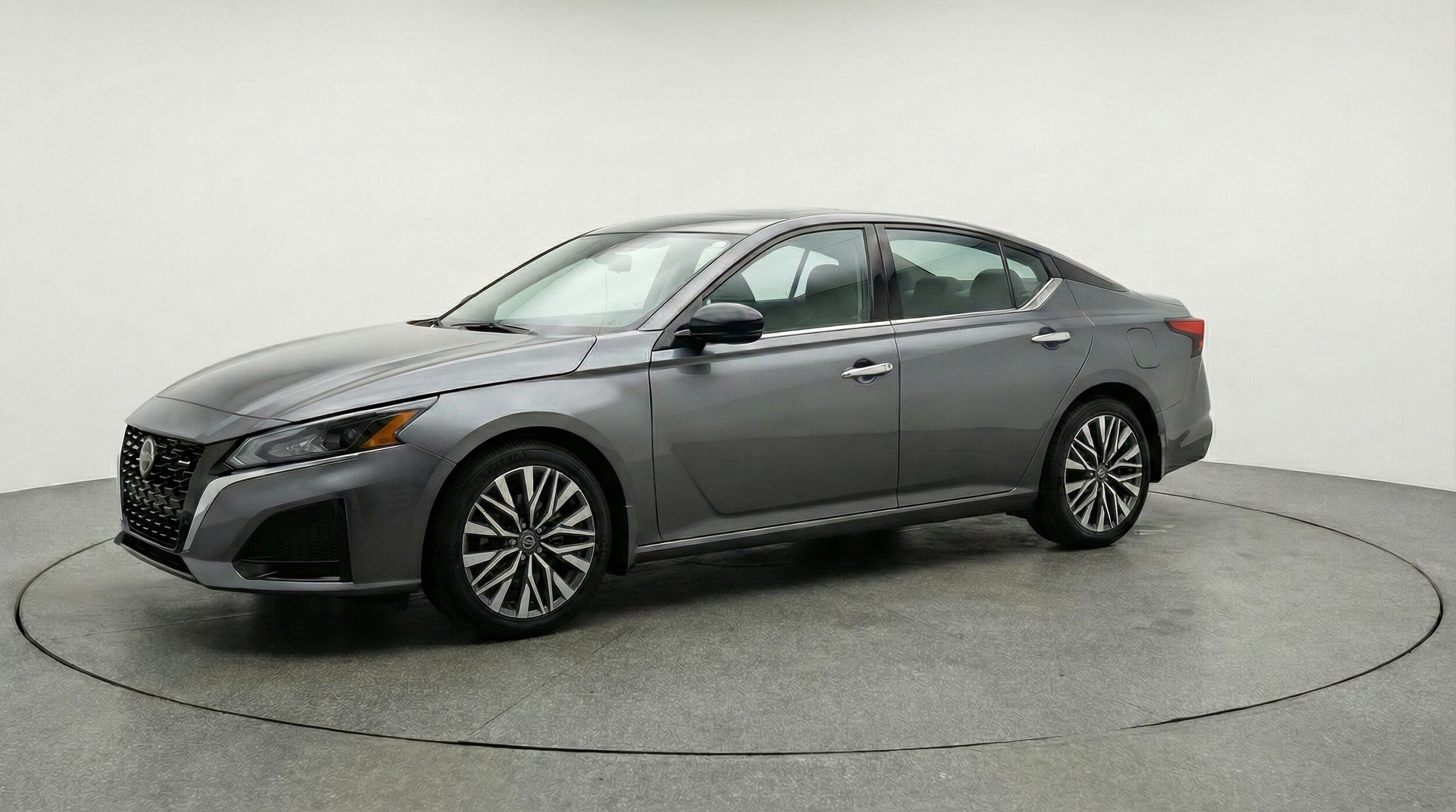 Thumbnail: 2025 Nissan Altima - 3