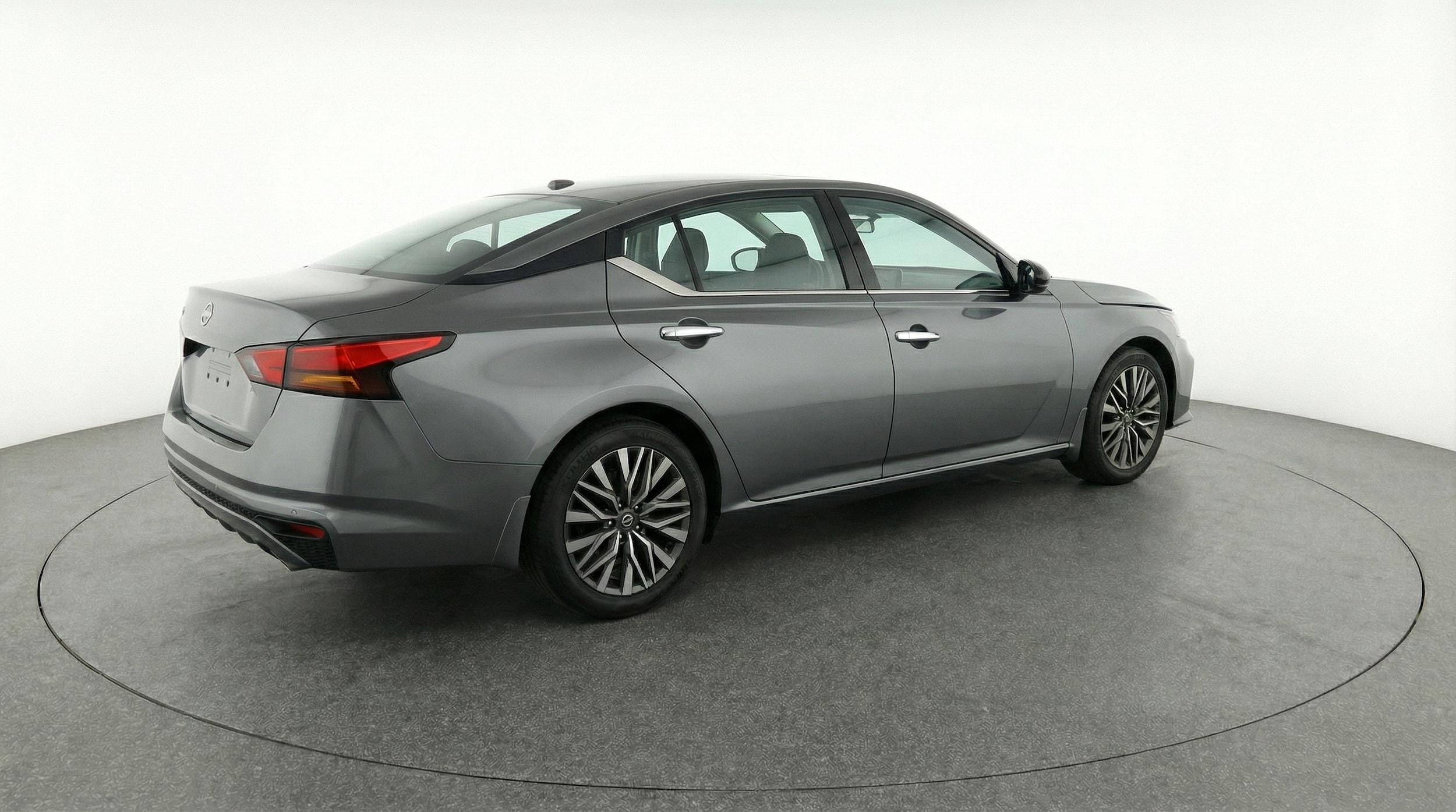 Thumbnail: 2025 Nissan Altima - 5