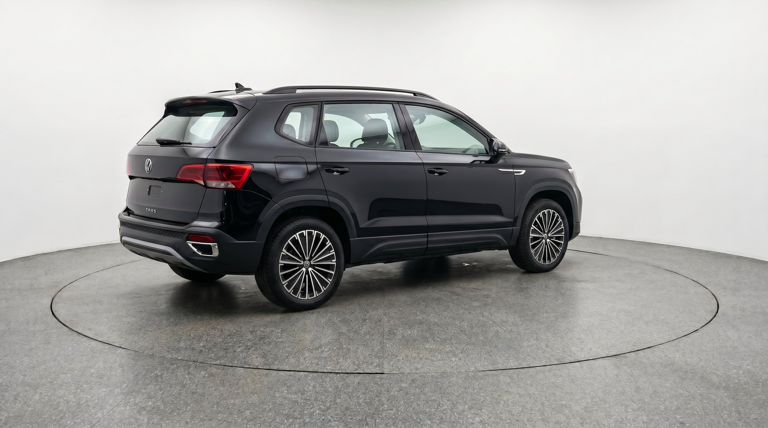 Thumbnail: 2025 Volkswagen Taos - 9