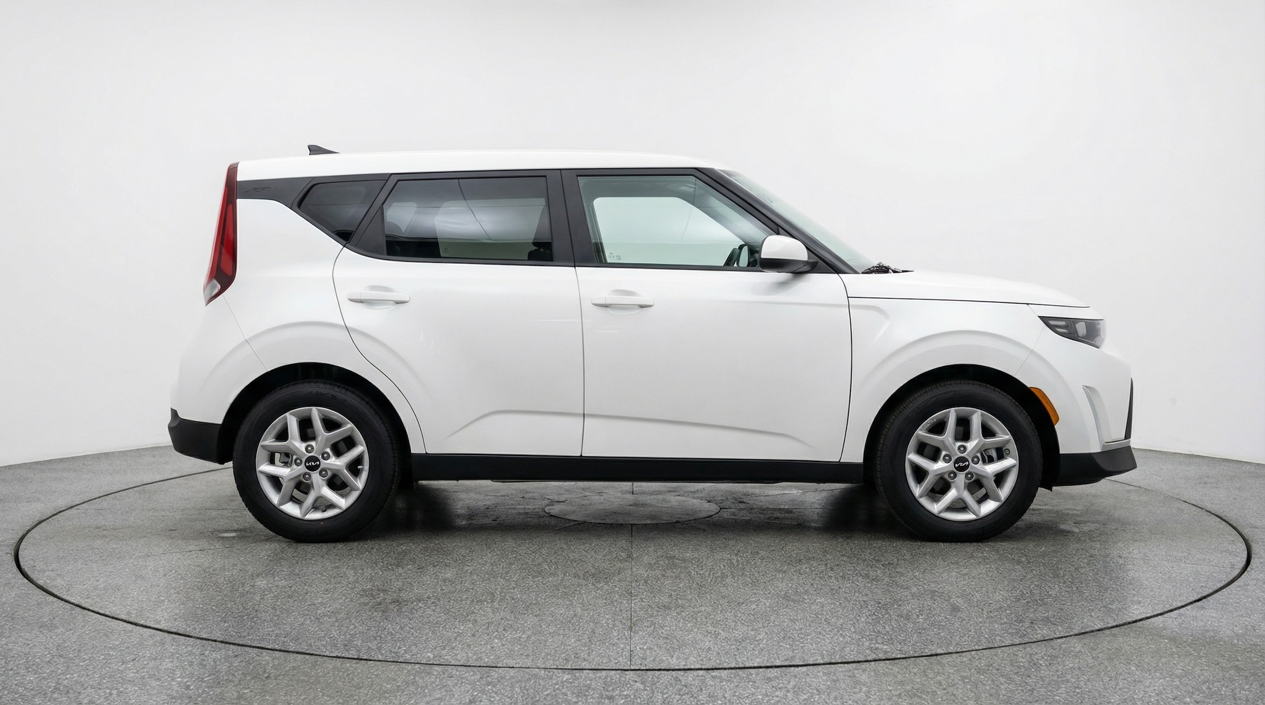 Thumbnail: 2025 Kia Soul - 8