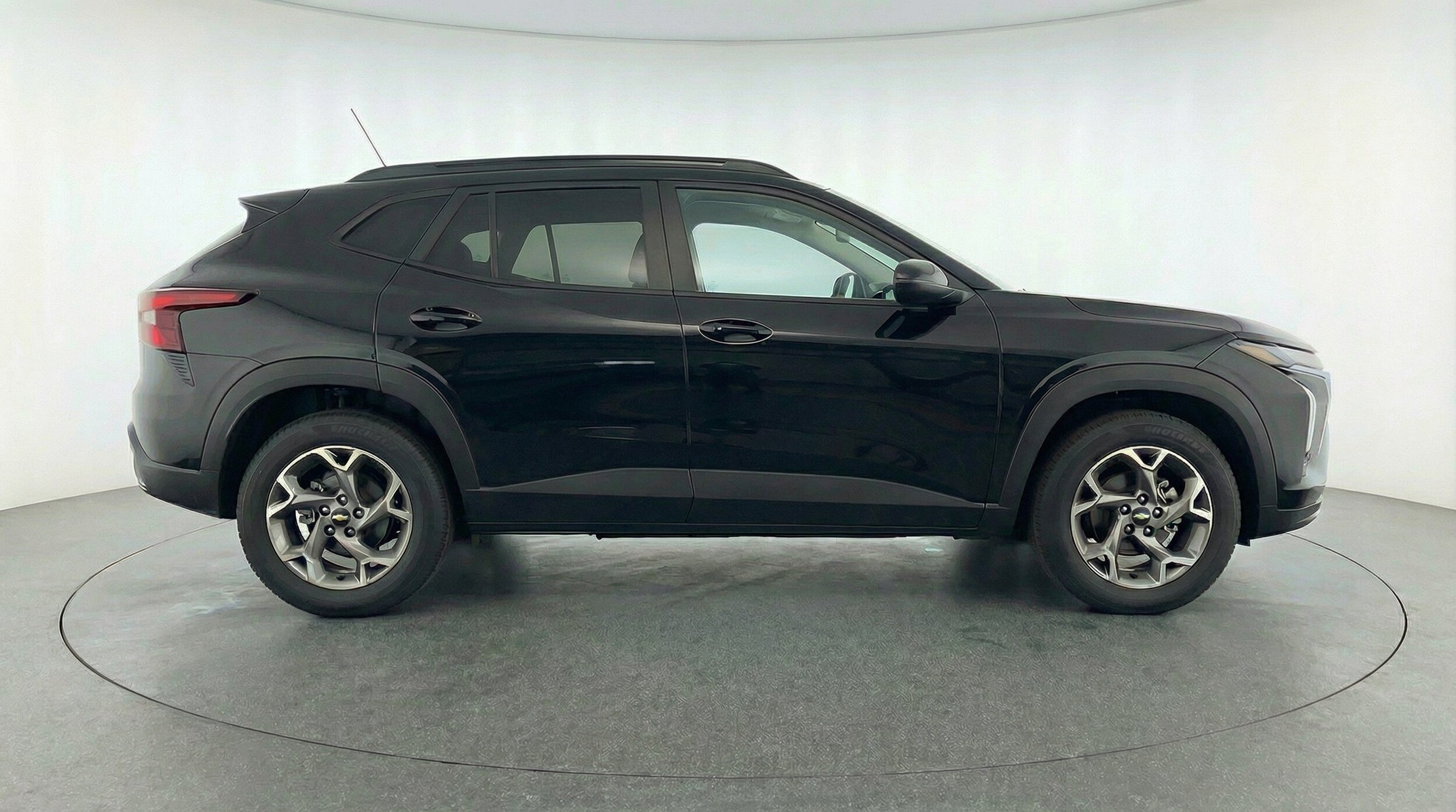 Thumbnail: 2025 Chevrolet Trax - 11