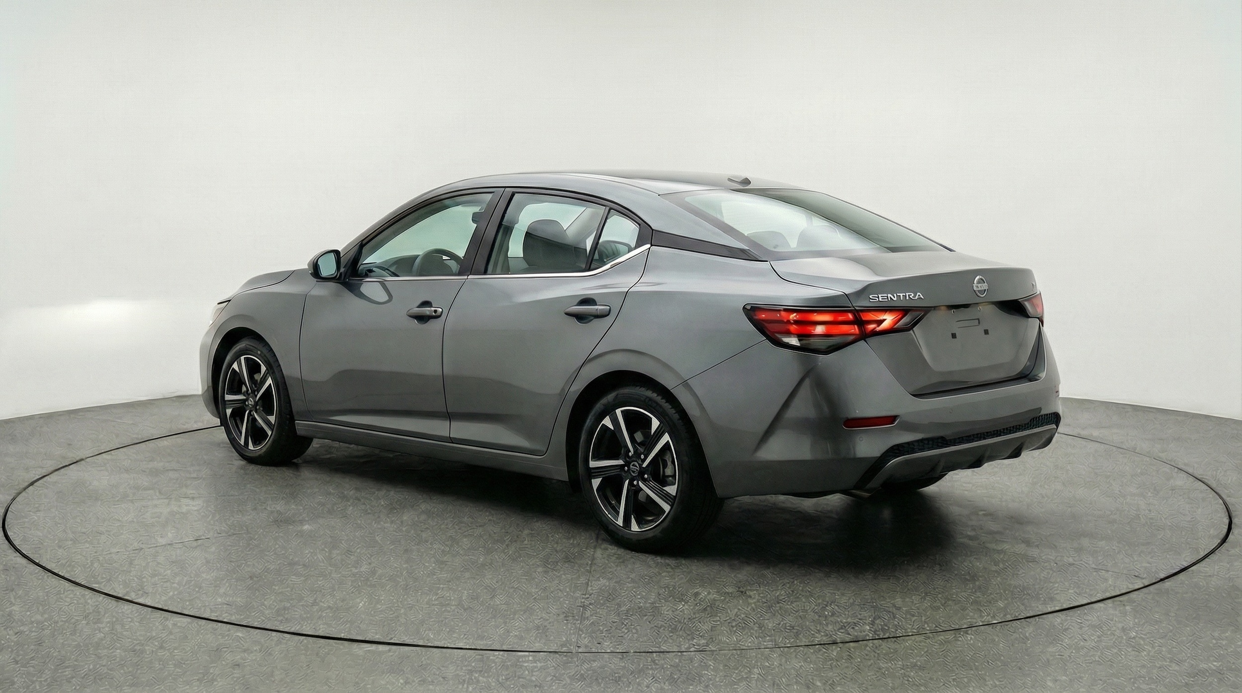 Thumbnail: 2025 Nissan Sentra - 5