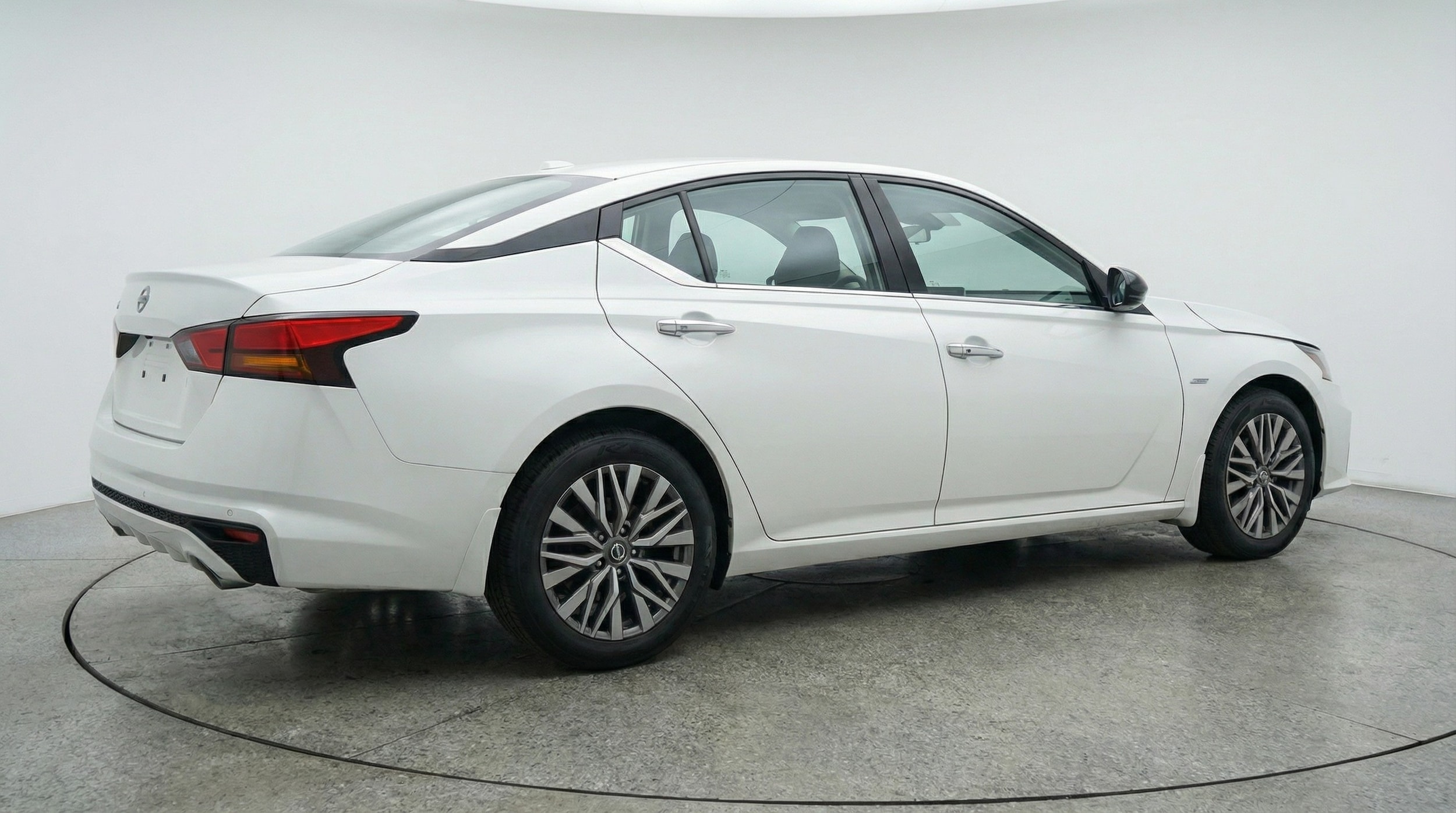 Thumbnail: 2025 Nissan Altima - 7