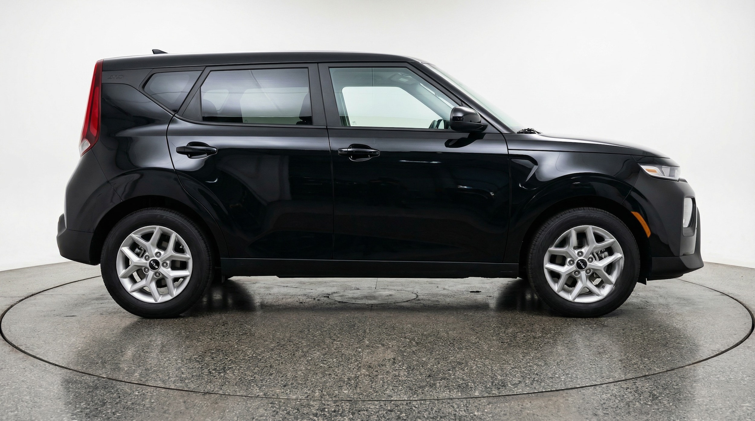 Thumbnail: 2025 Kia Soul - 8