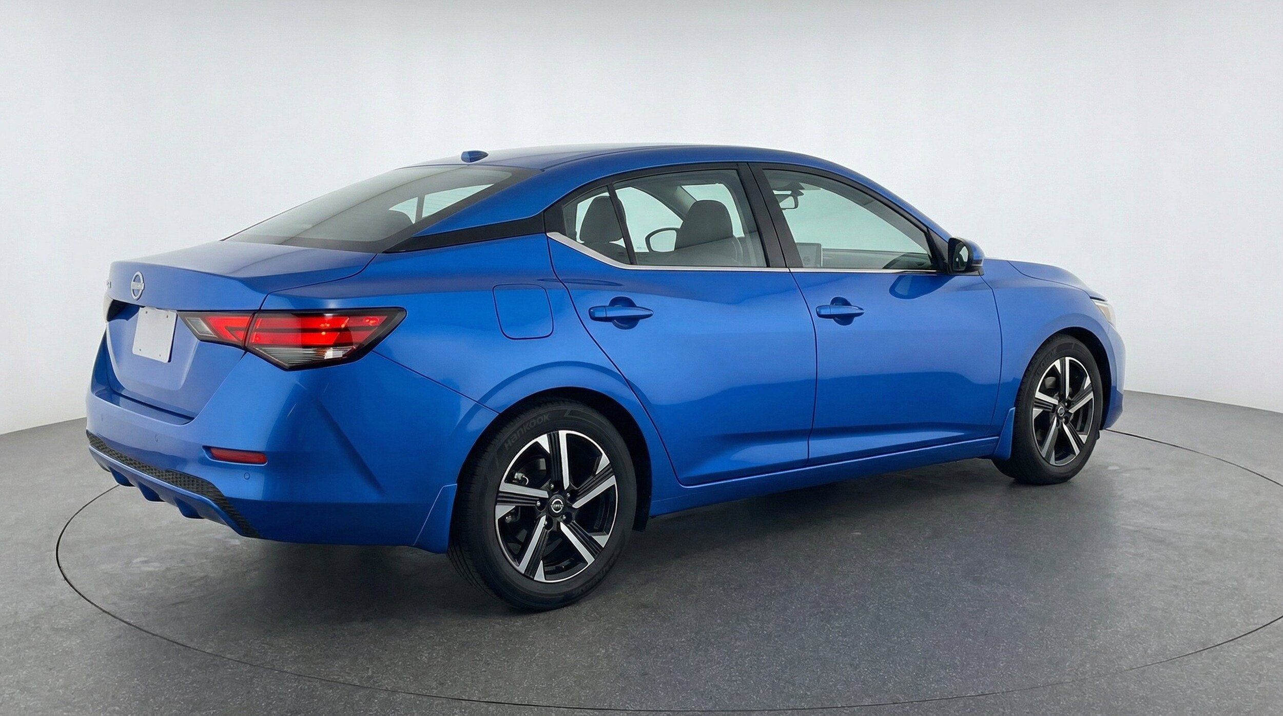 Thumbnail: 2025 Nissan Sentra - 9