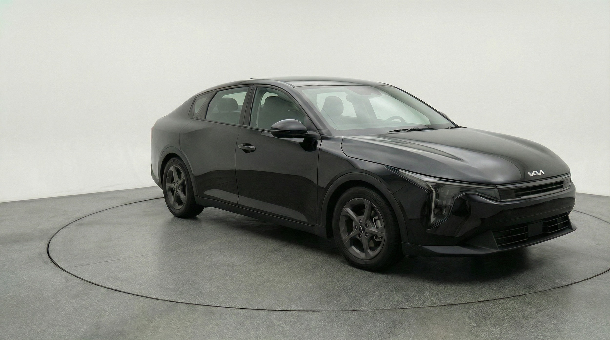 Thumbnail: 2025 Kia K4 - 1