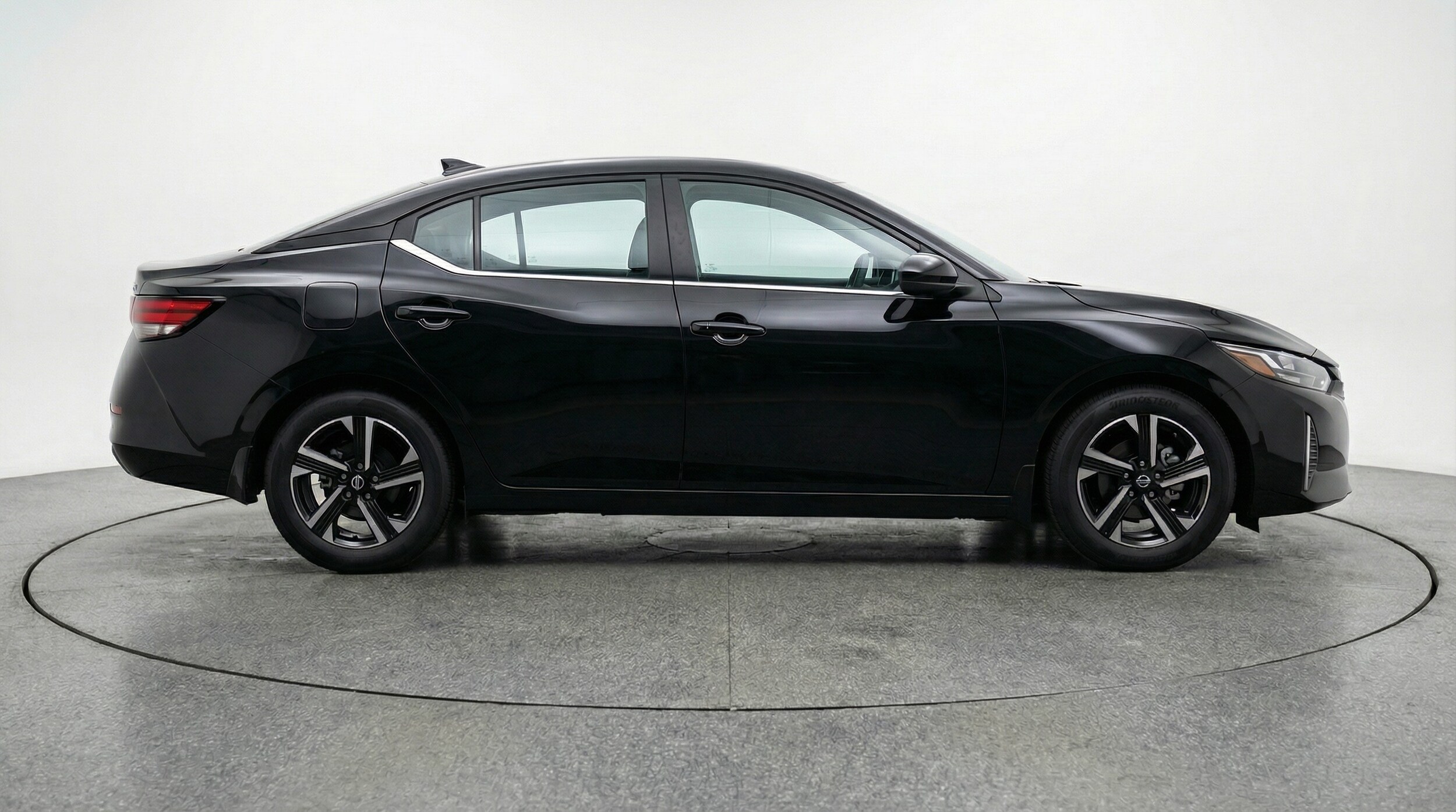 Thumbnail: 2025 Nissan Sentra - 8