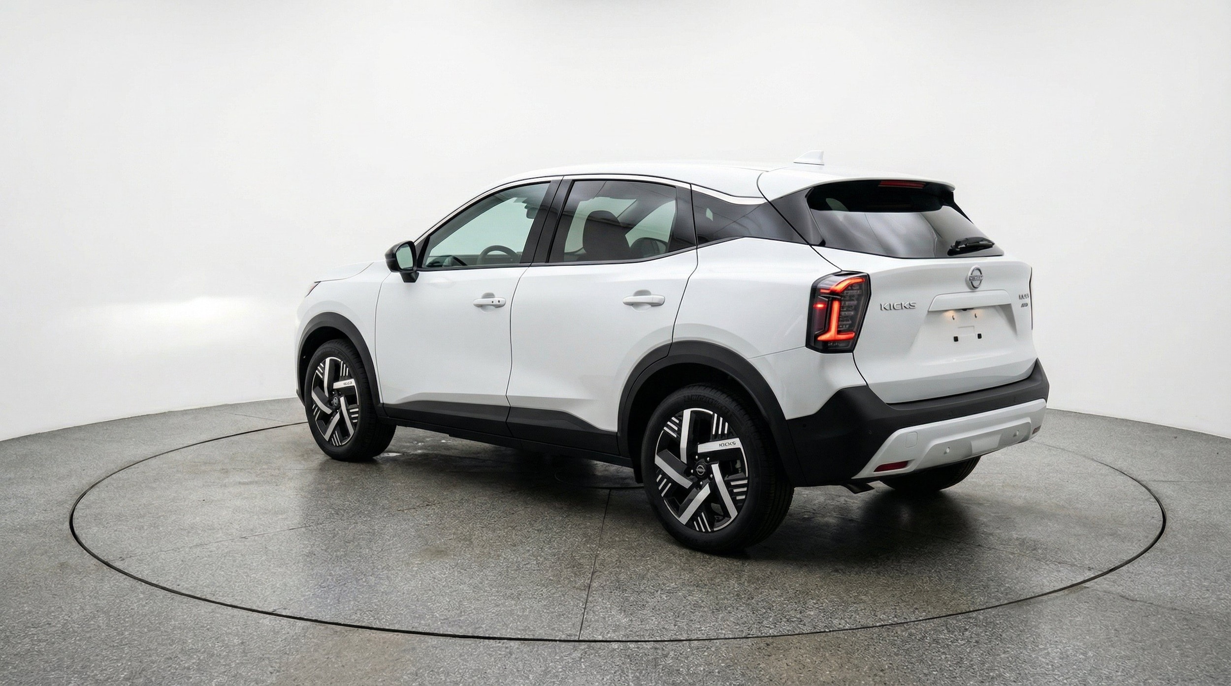Thumbnail: 2026 Nissan Kicks - 6
