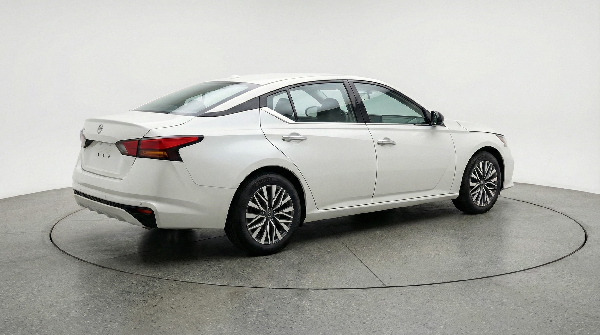 Thumbnail: 2025 Nissan Altima - 7