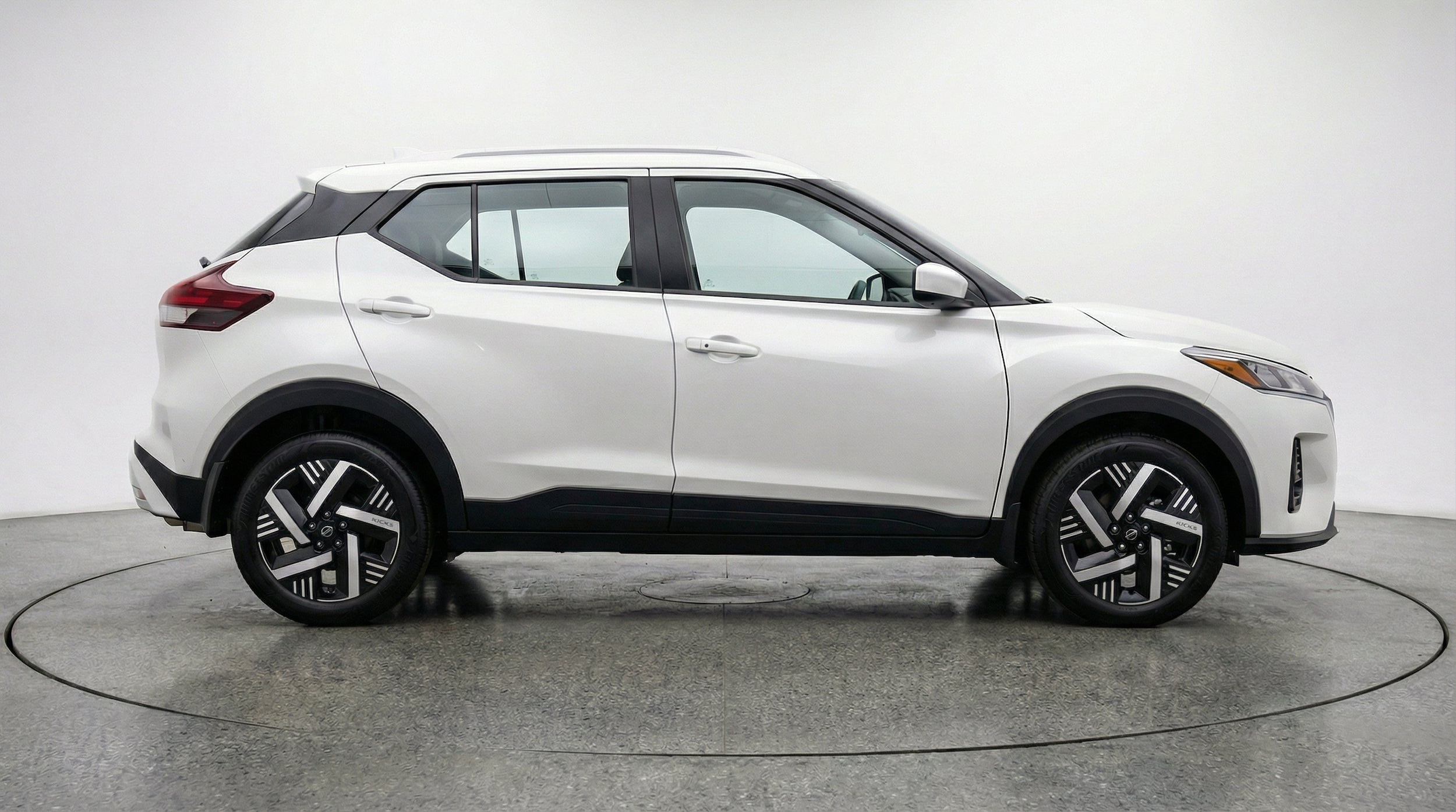 Thumbnail: 2026 Nissan Kicks - 11