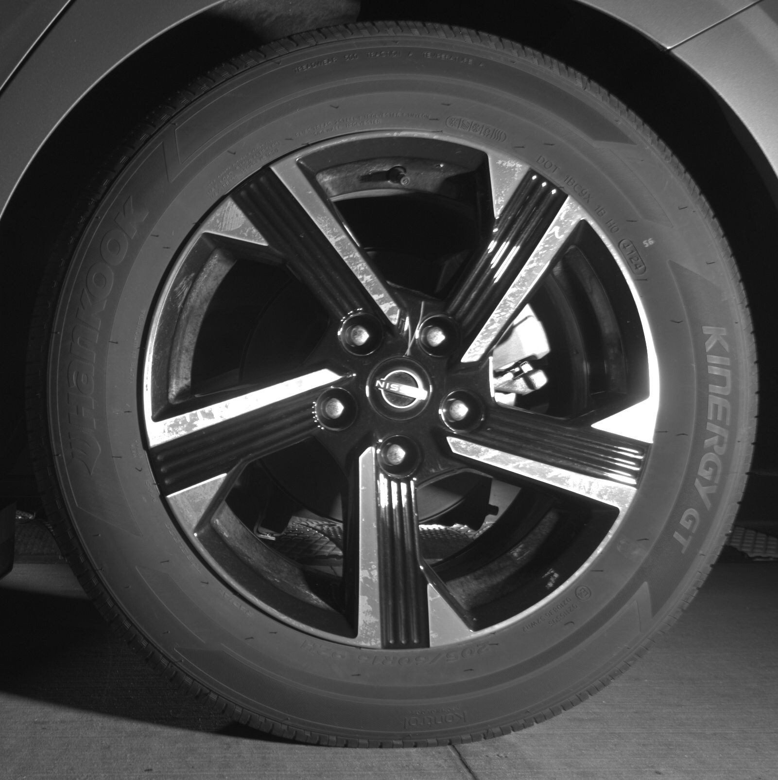 Thumbnail: 2025 Nissan Sentra - 11